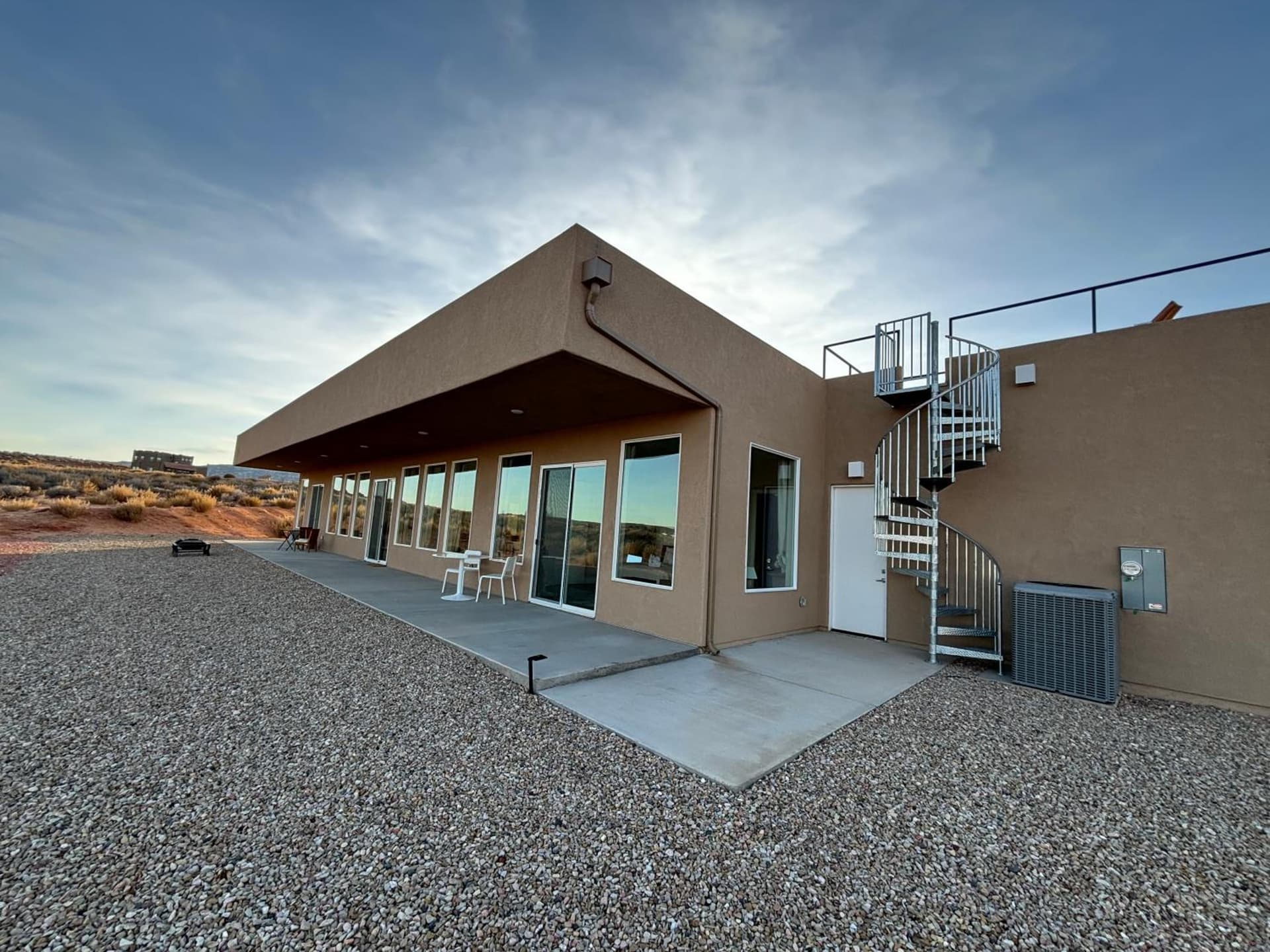Canyon Oasis suite with Grand Mesa view featured exterior or lobby in Big Water, UT — similar hotel