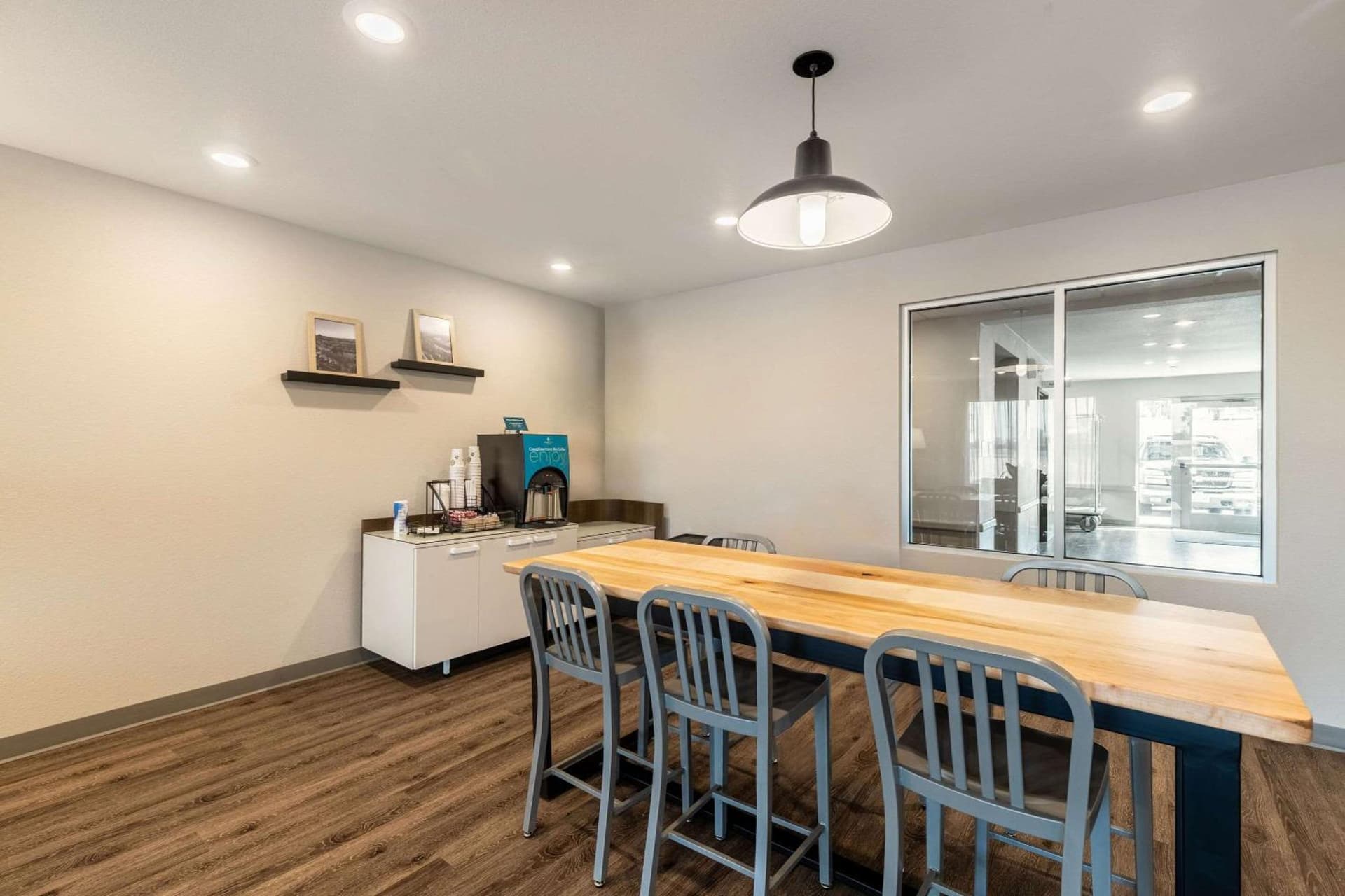 WoodSpring Suites Moreno Valley gallery photo in Moreno Valley, CA — image 6