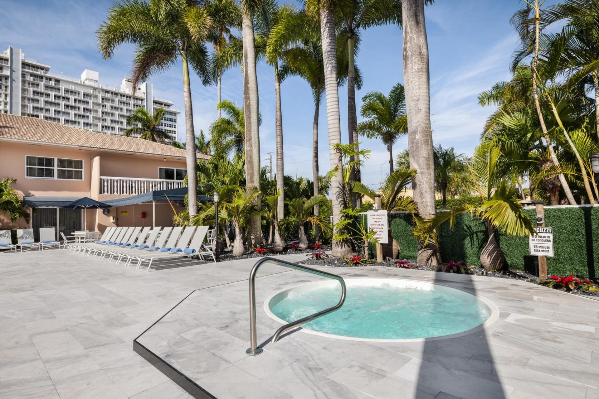 Coconut Bay Resort gallery photo in Fort Lauderdale, FL — image 17