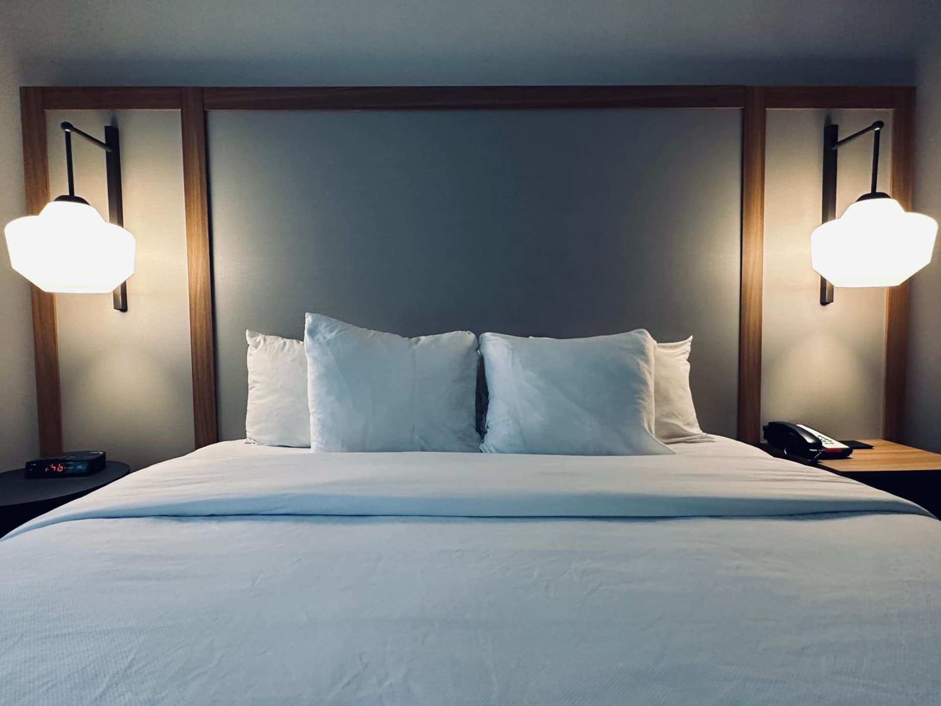 Fairfield Inn & Suites by Marriott Scottsdale Old Town interior in Scottsdale, AZ — gallery photo 2