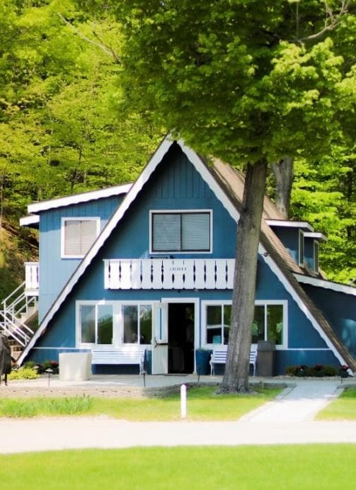 Michillinda Lodge Resort gallery photo in Whitehall, MI — image 10