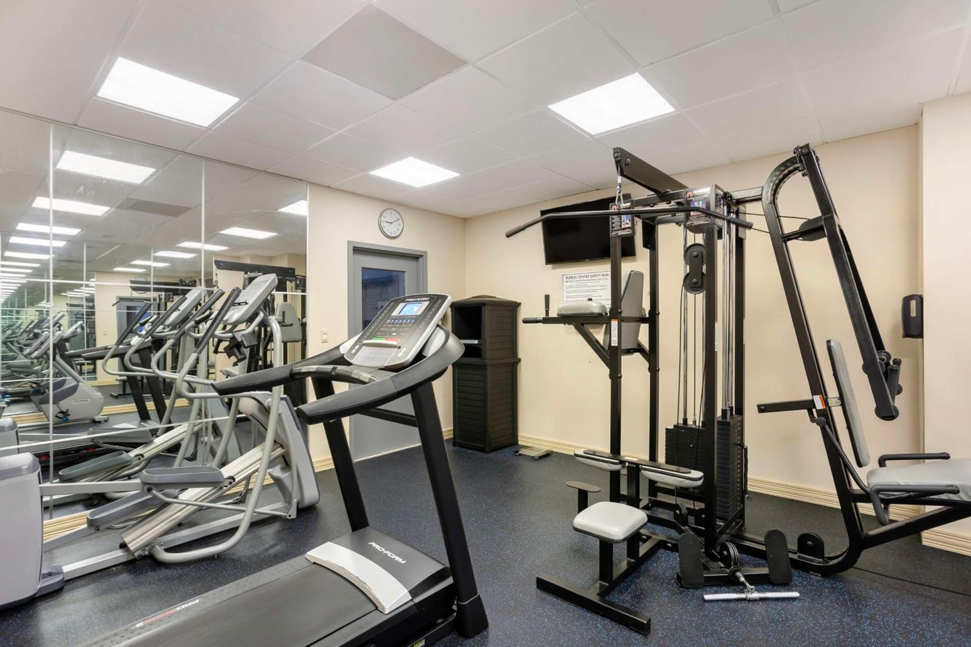 Best Western Plus Reading Inn & Suites property views in Reading, PA — gallery photo 3
