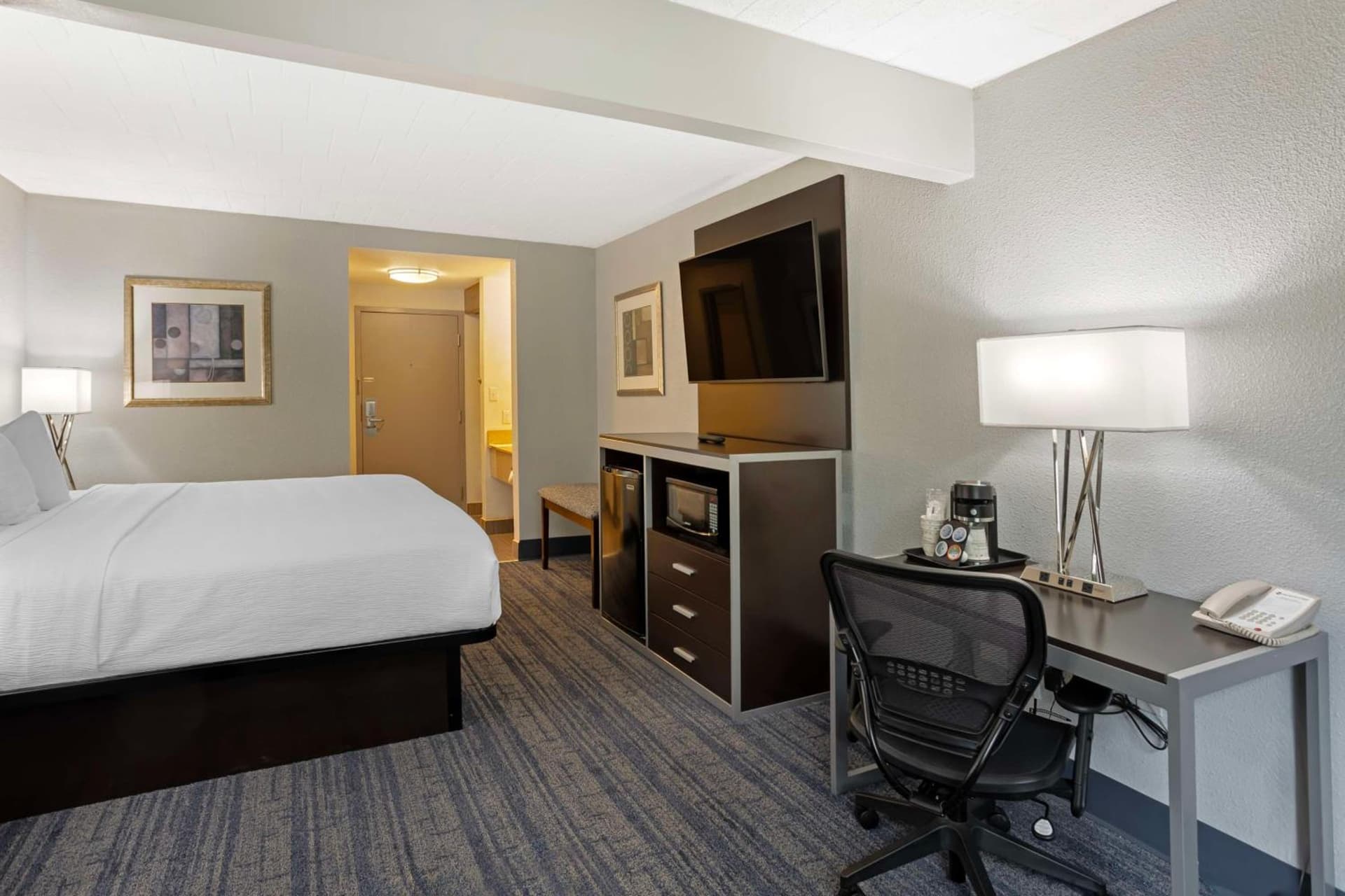 Best Western Plus Reading Inn & Suites gallery photo in Reading, PA — image 40