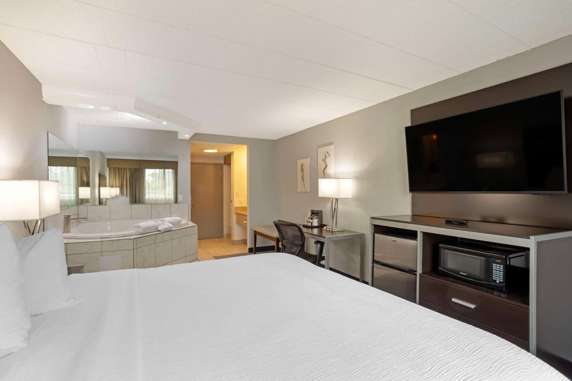 Best Western Plus Reading Inn & Suites gallery photo in Reading, PA — image 75