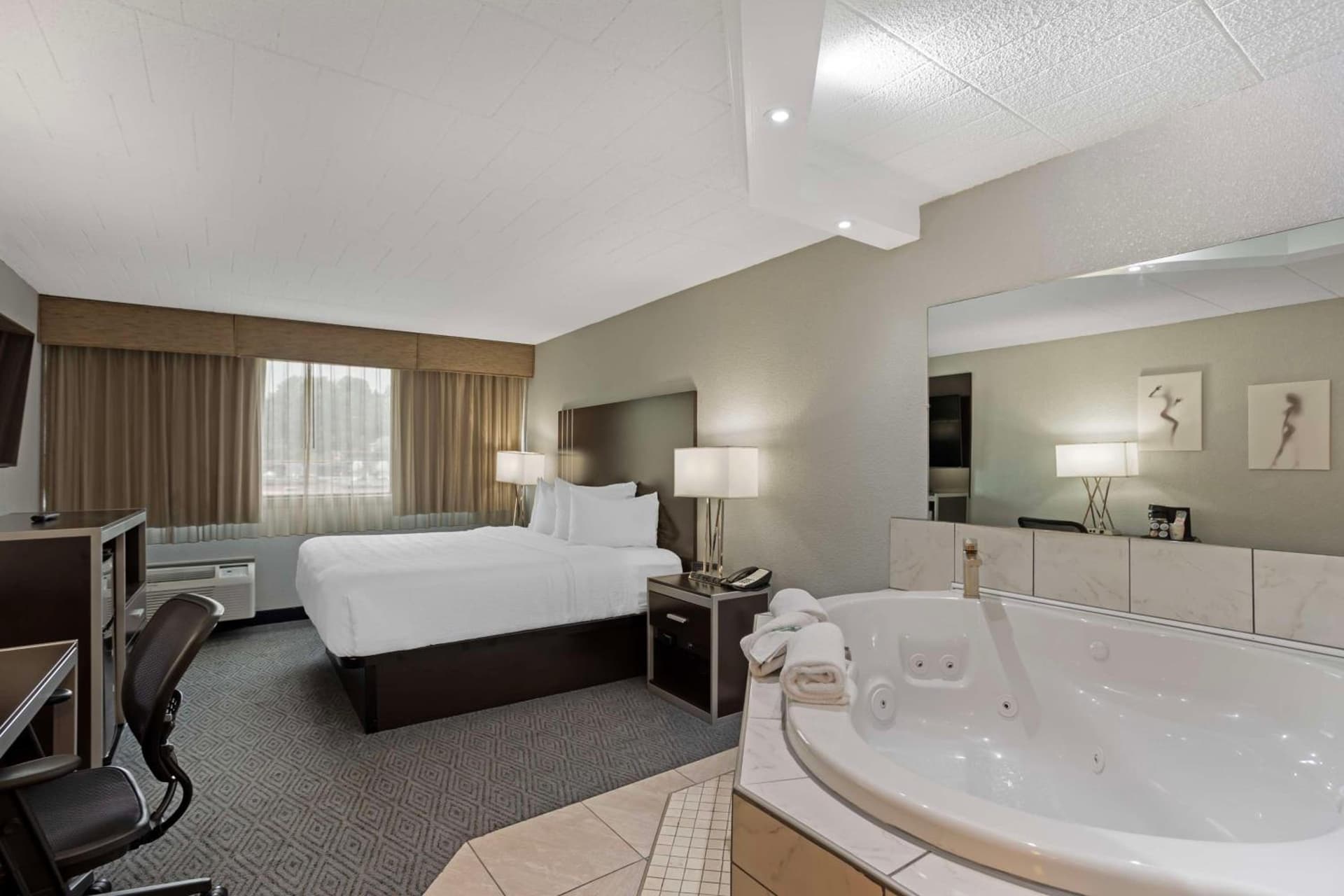 Best Western Plus Reading Inn & Suites gallery photo in Reading, PA — image 81