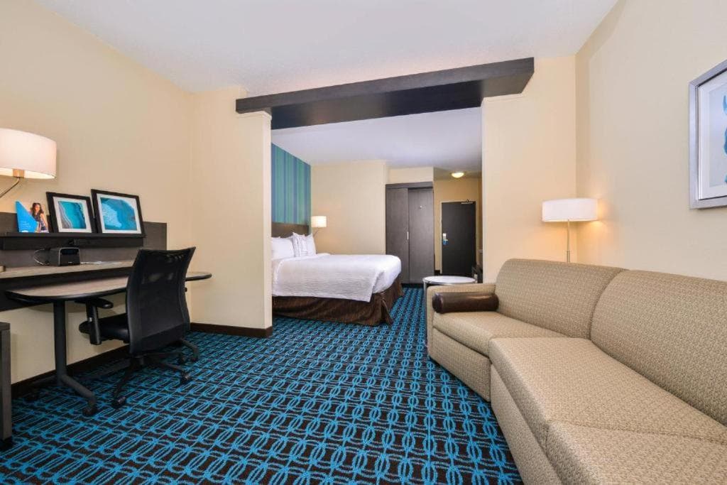 Fairfield Inn & Suites by Marriott Raleigh Cary gallery photo in Cary, NC — image 8