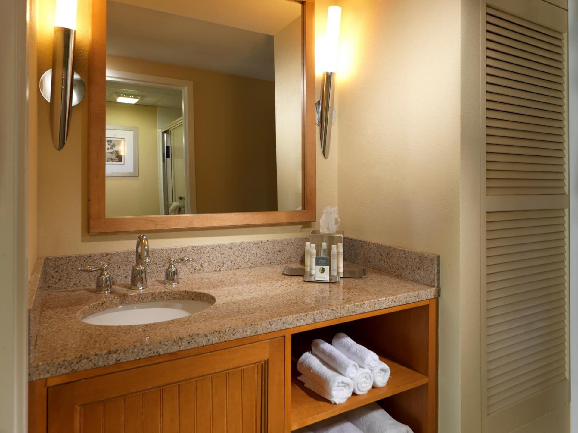 DoubleTree Suites by Hilton Melbourne Beach Oceanfront gallery photo in Melbourne, FL — image 78