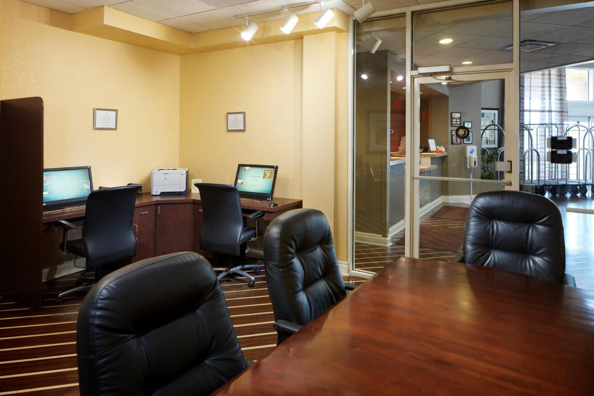 DoubleTree Suites by Hilton Melbourne Beach Oceanfront gallery photo in Melbourne, FL — image 138