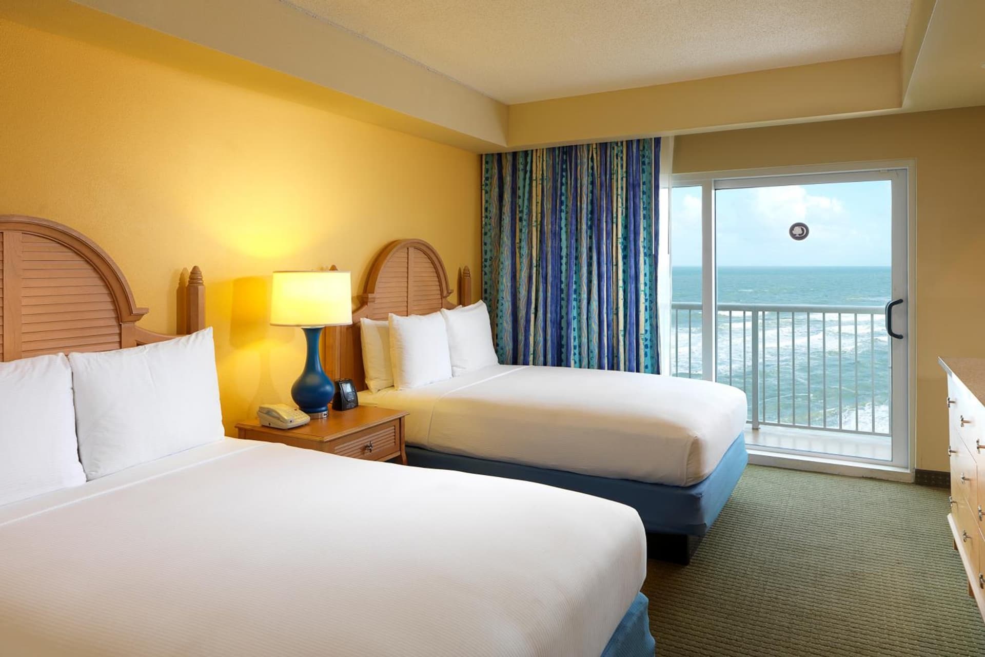 DoubleTree Suites by Hilton Melbourne Beach Oceanfront gallery photo in Melbourne, FL — image 125