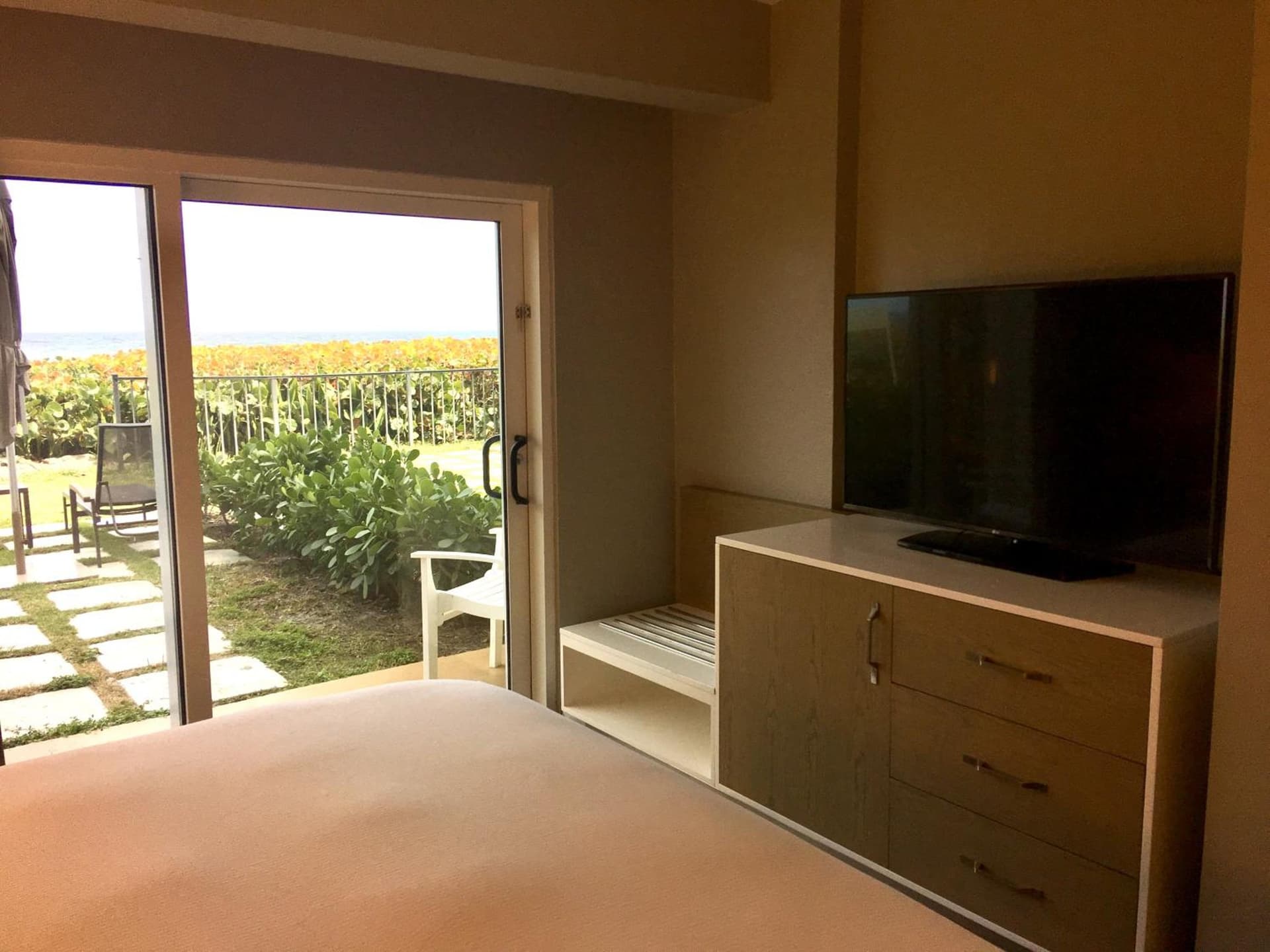 DoubleTree Suites by Hilton Melbourne Beach Oceanfront gallery photo in Melbourne, FL — image 63