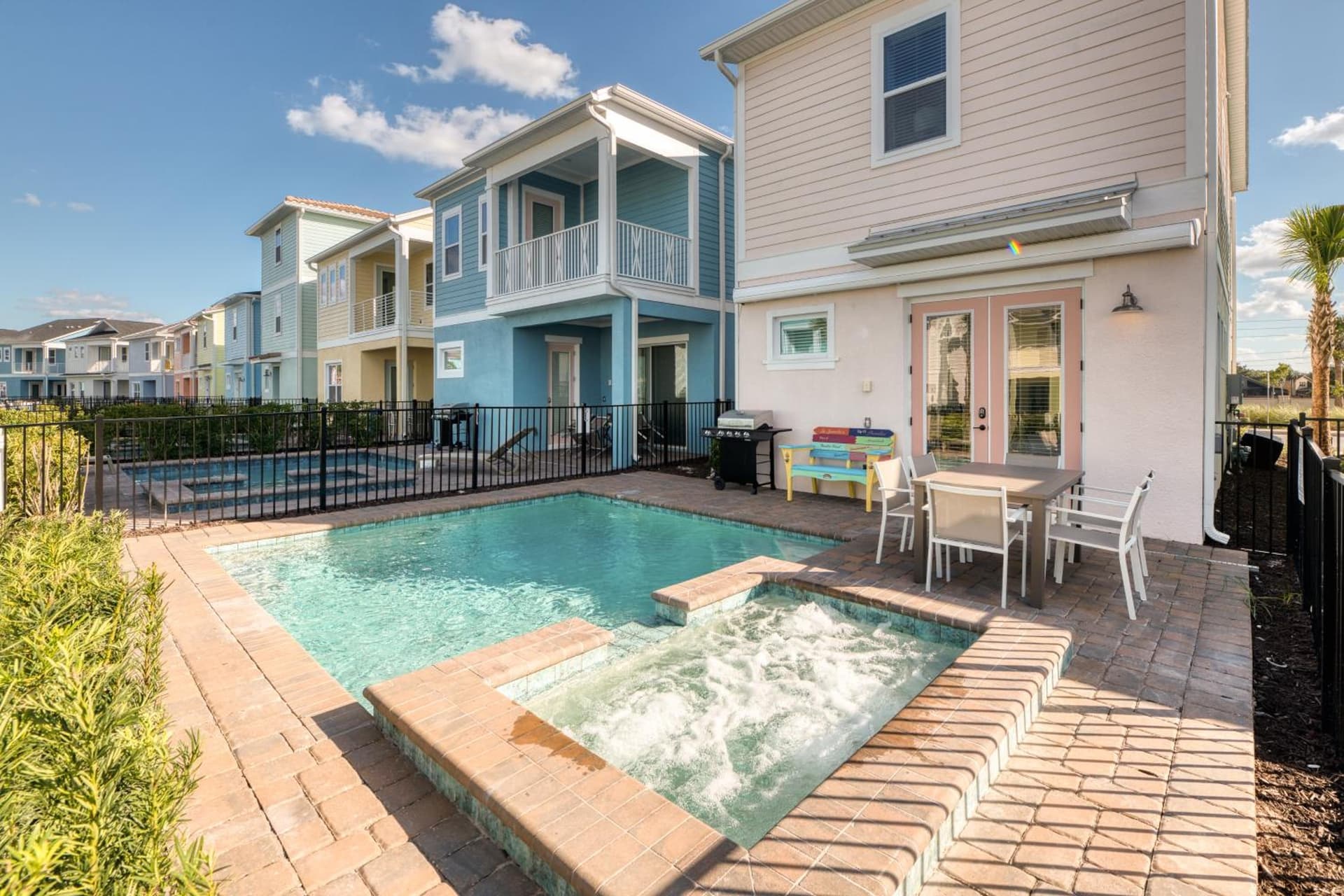 Margaritaville Cottages Orlando by Vstays with H2O Waterpark gallery photo in Kissimmee, FL — image 138