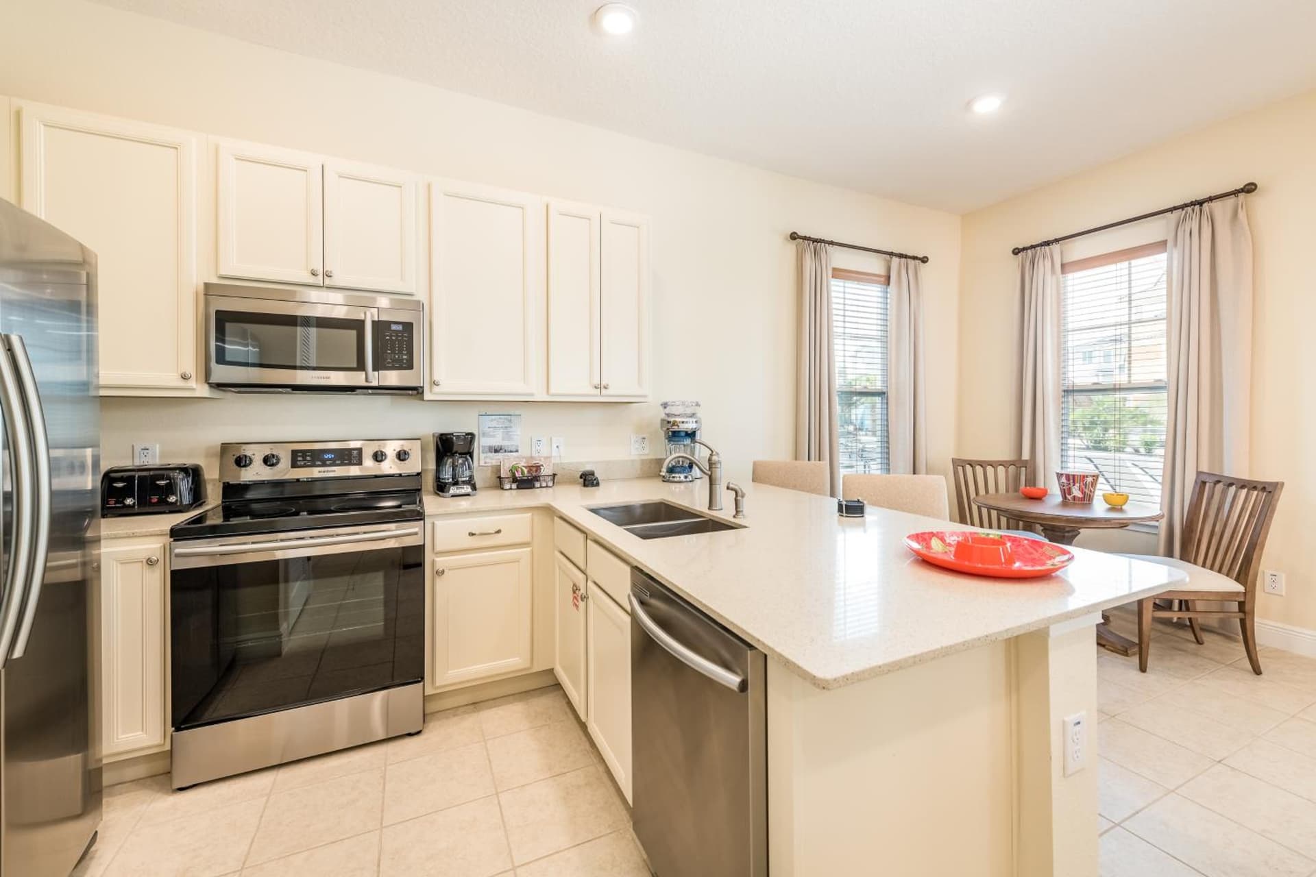 Margaritaville Cottages Orlando by Vstays with H2O Waterpark gallery photo in Kissimmee, FL — image 123