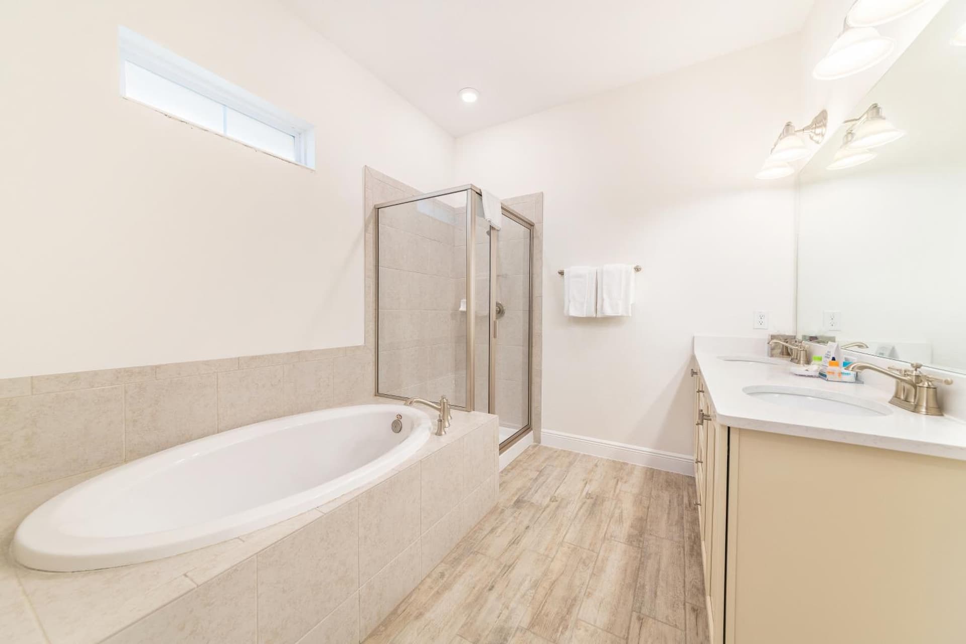 Margaritaville Cottages Orlando by Vstays with H2O Waterpark gallery photo in Kissimmee, FL — image 178