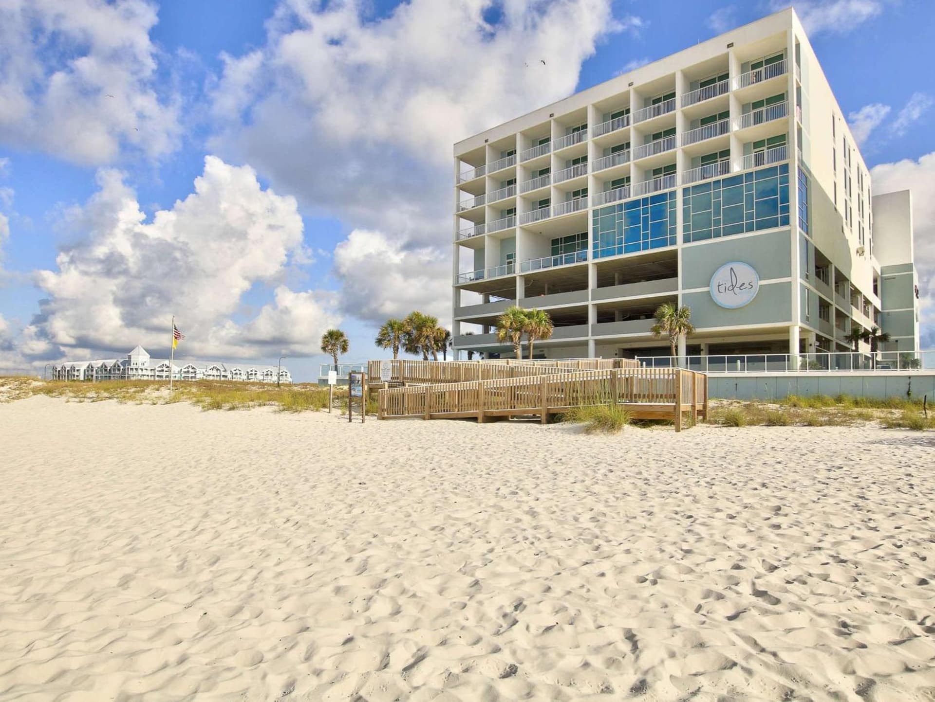 Best Western Premier - The Tides property views in Orange Beach, AL — gallery photo 3