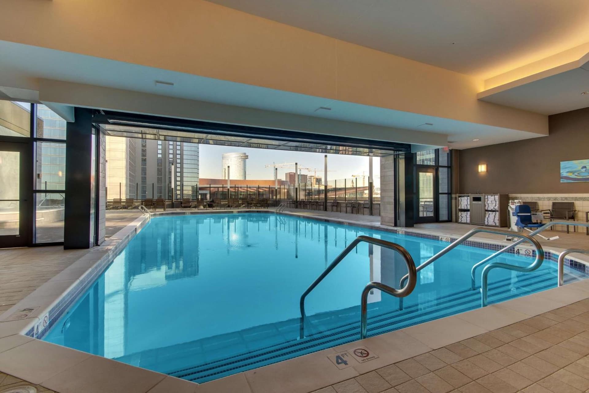 Drury Plaza Hotel Nashville Downtown gallery photo in Nashville, TN — image 23
