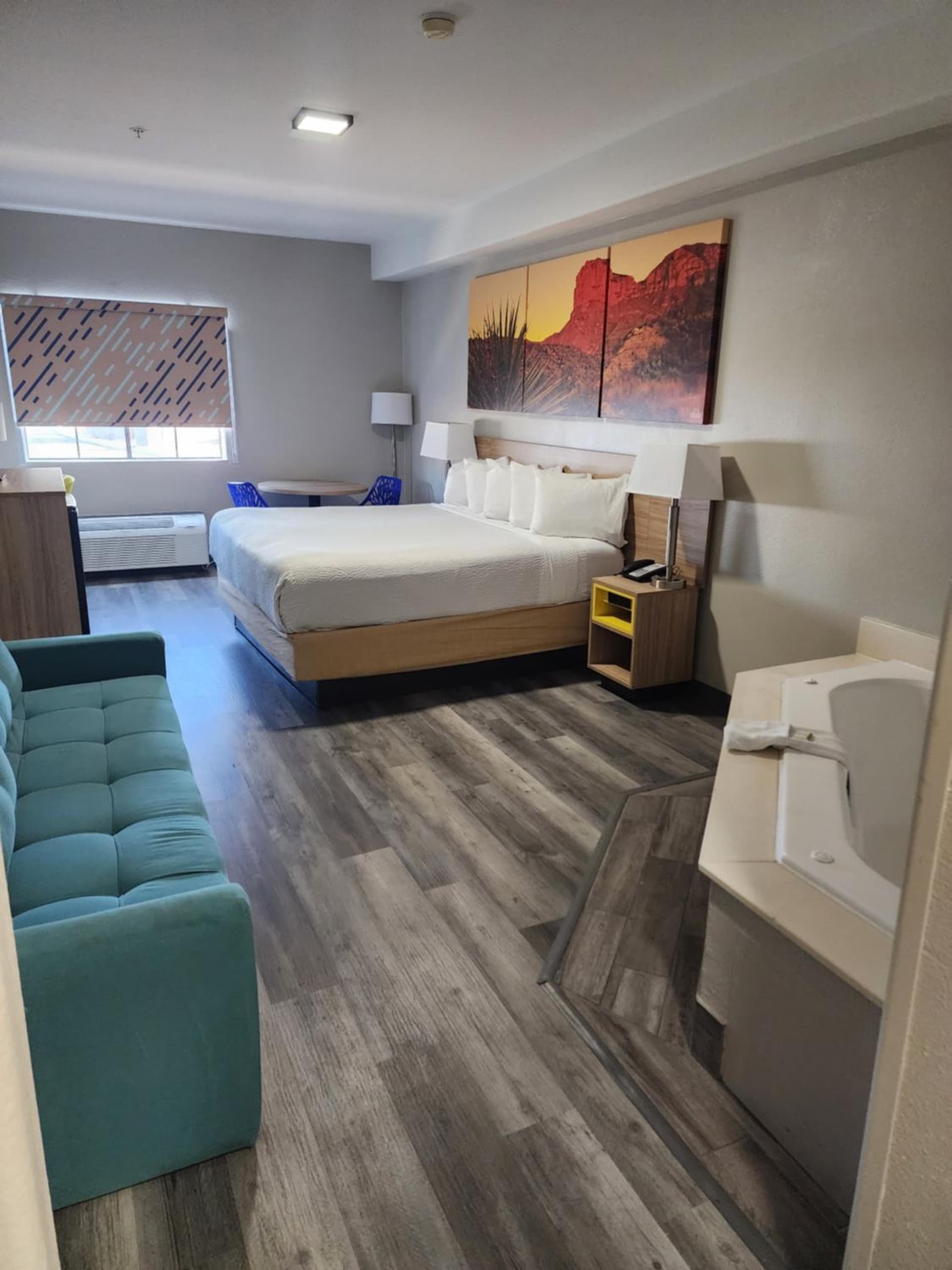 Days Inn & Suites by Wyndham Tucson/Marana gallery photo in Tucson, AZ — image 14
