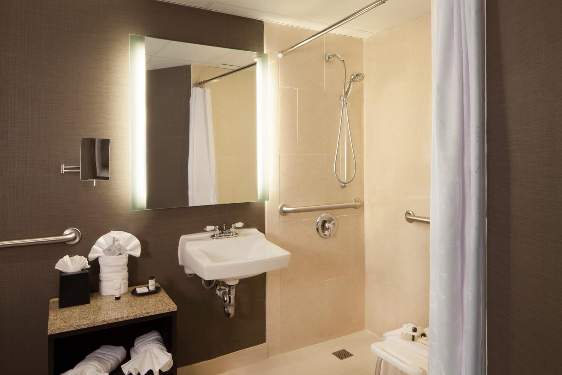 Sheraton Bucks County Langhorne gallery photo in Langhorne, PA — image 30