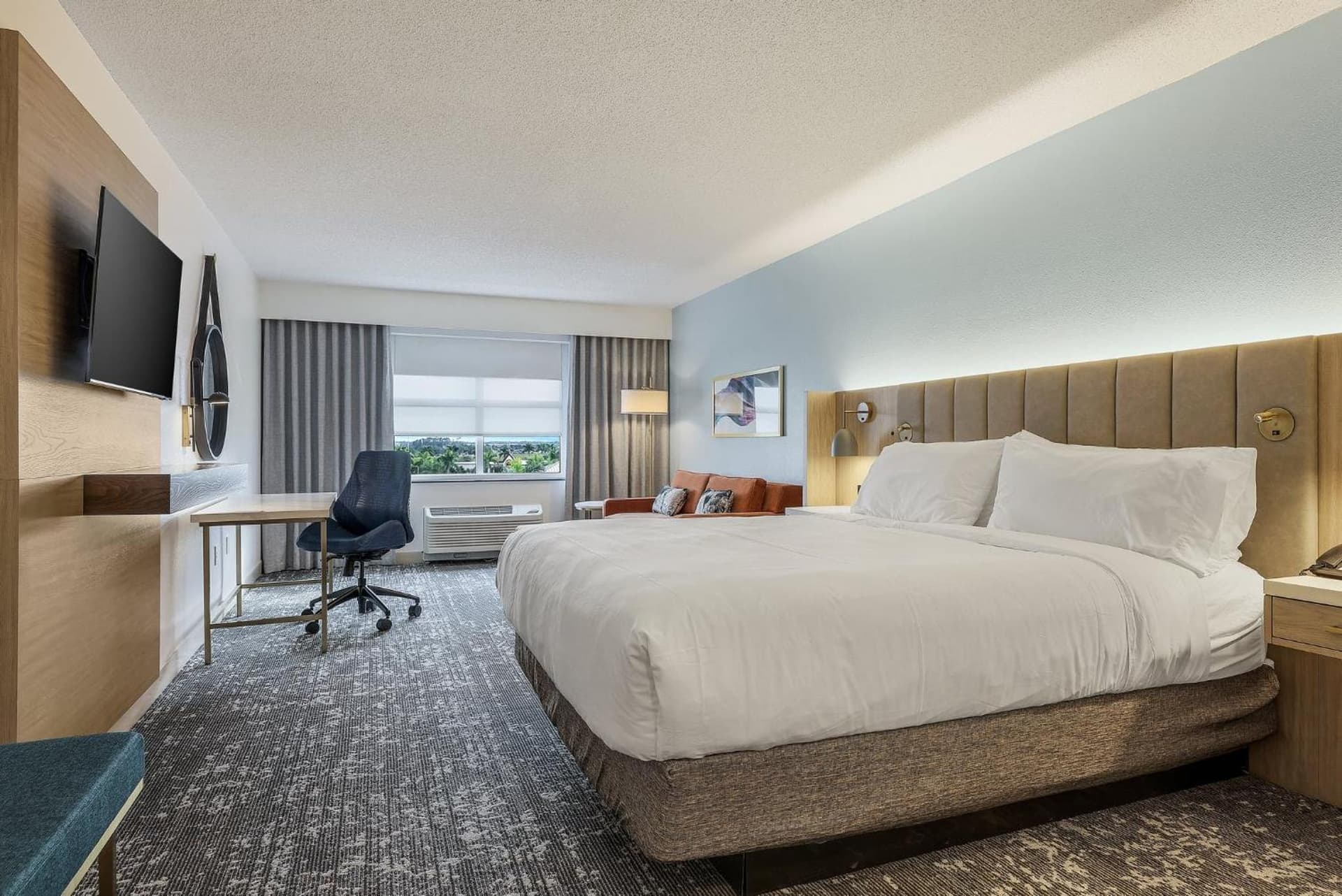 Crowne Plaza Ft Myers Gulf Coast by IHG gallery photo in Fort Myers, FL — image 78