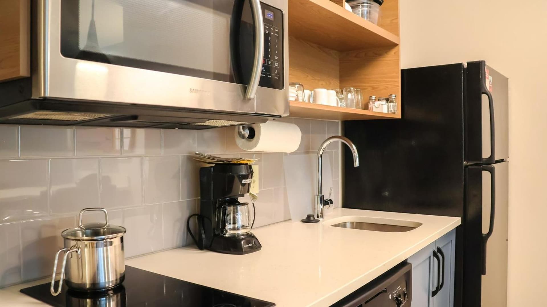 Candlewood Suites - Peoria at Grand Prairie by IHG gallery photo in Peoria, IL — image 37