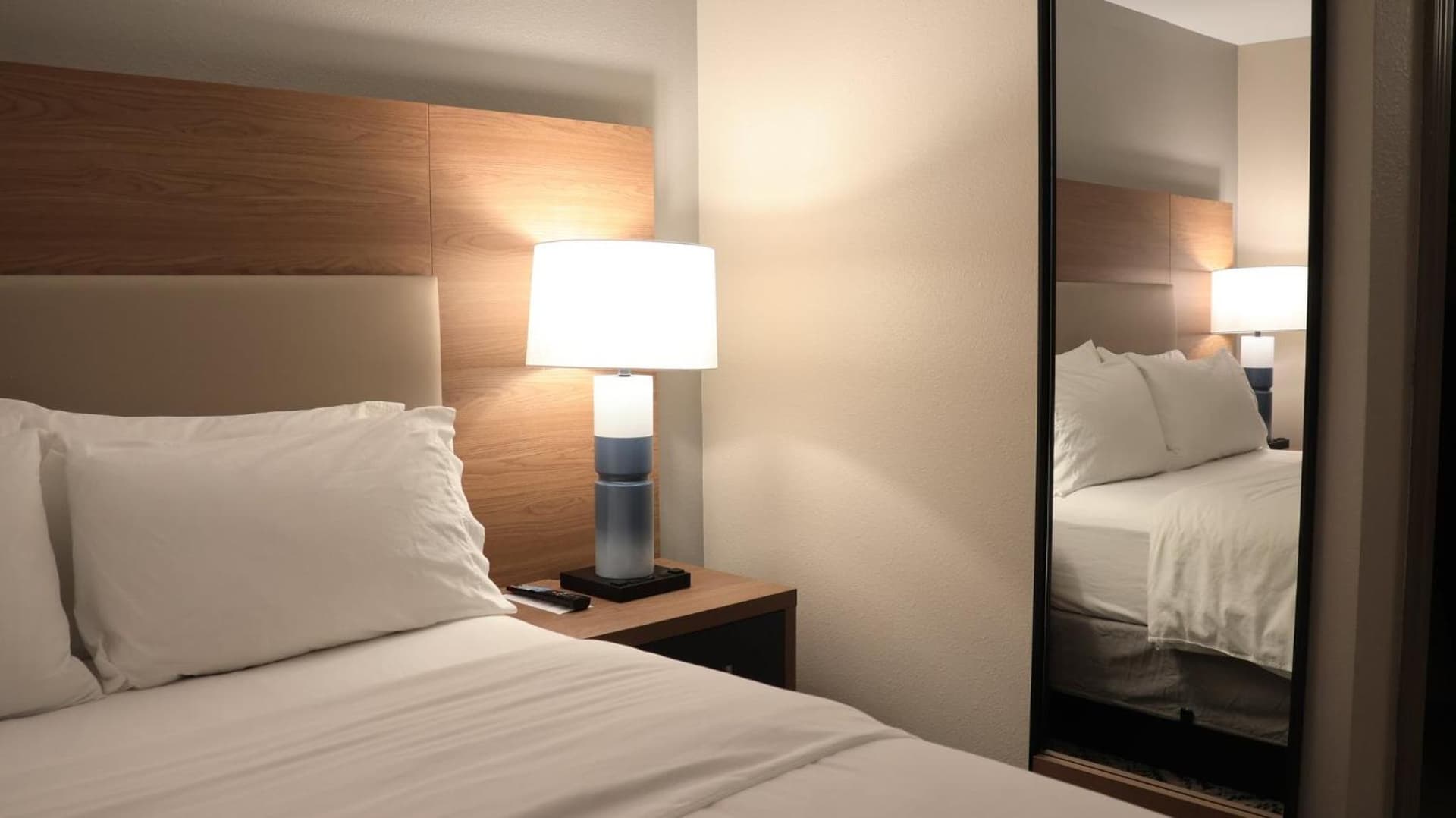 Candlewood Suites - Peoria at Grand Prairie by IHG gallery photo in Peoria, IL — image 14