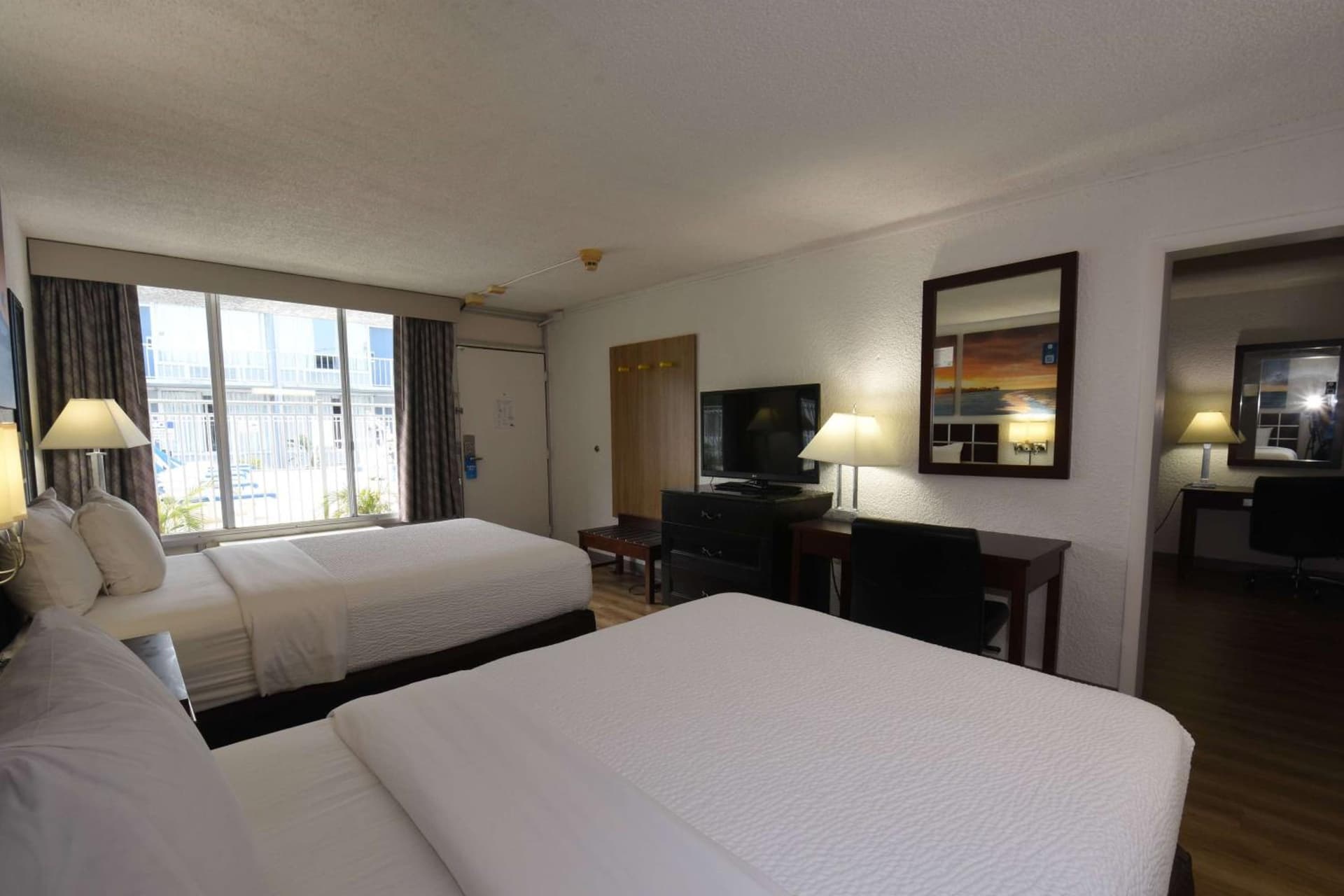 Days Inn by Wyndham Stuart gallery photo in Stuart, FL — image 28