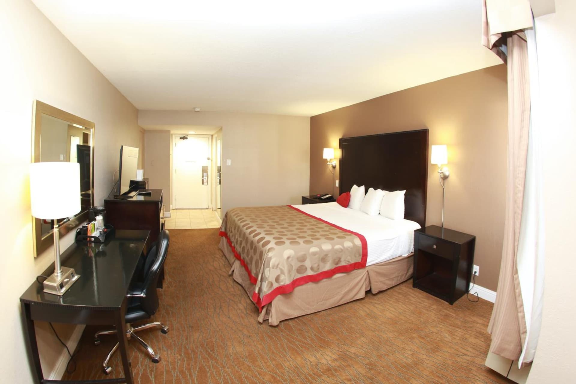 Ramada by Wyndham Fresno North gallery photo in Fresno, CA — image 70
