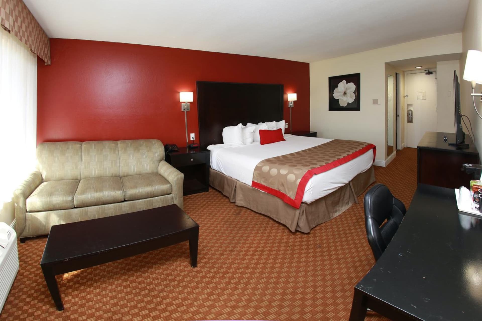 Ramada by Wyndham Fresno North gallery photo in Fresno, CA — image 71