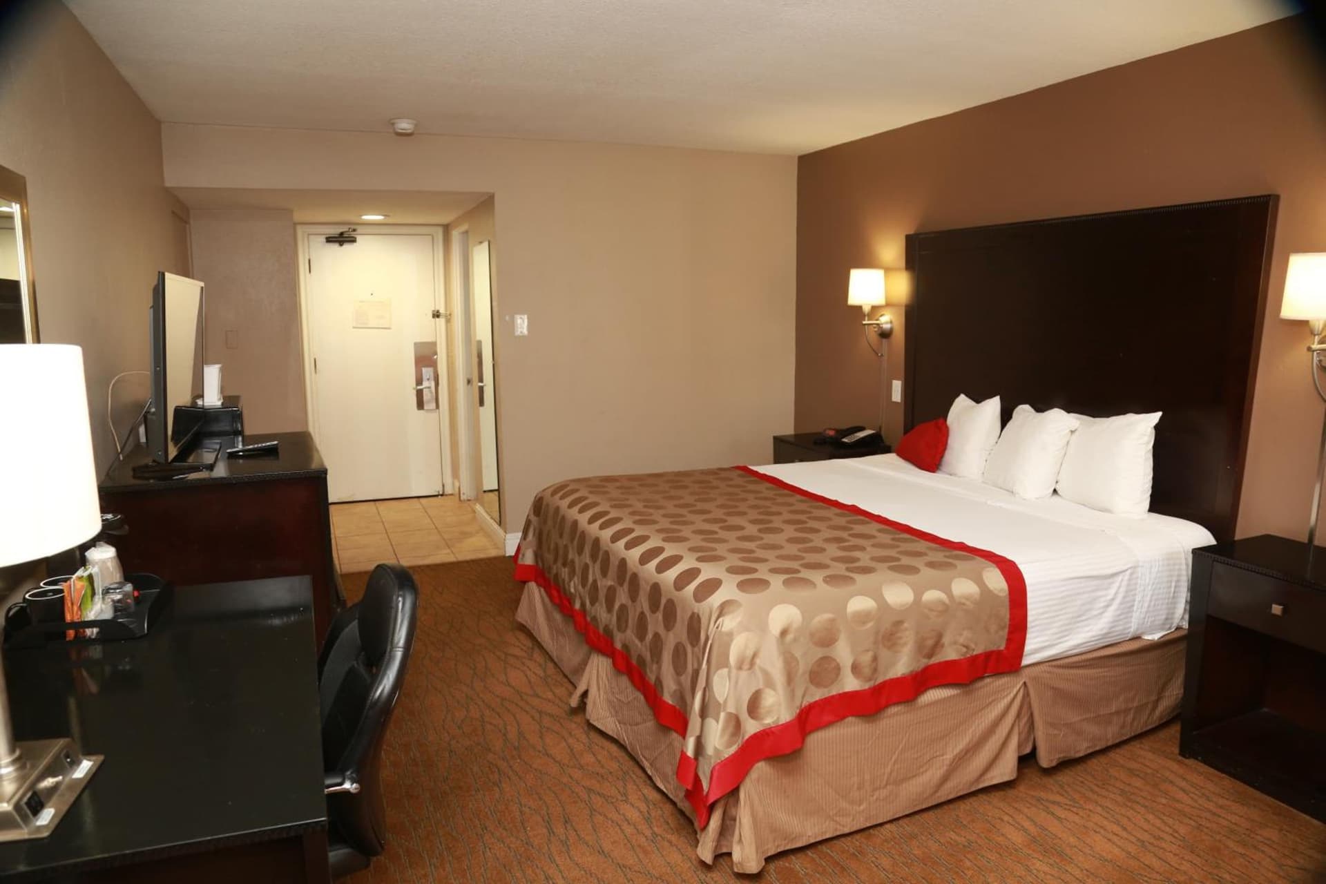 Ramada by Wyndham Fresno North gallery photo in Fresno, CA — image 23