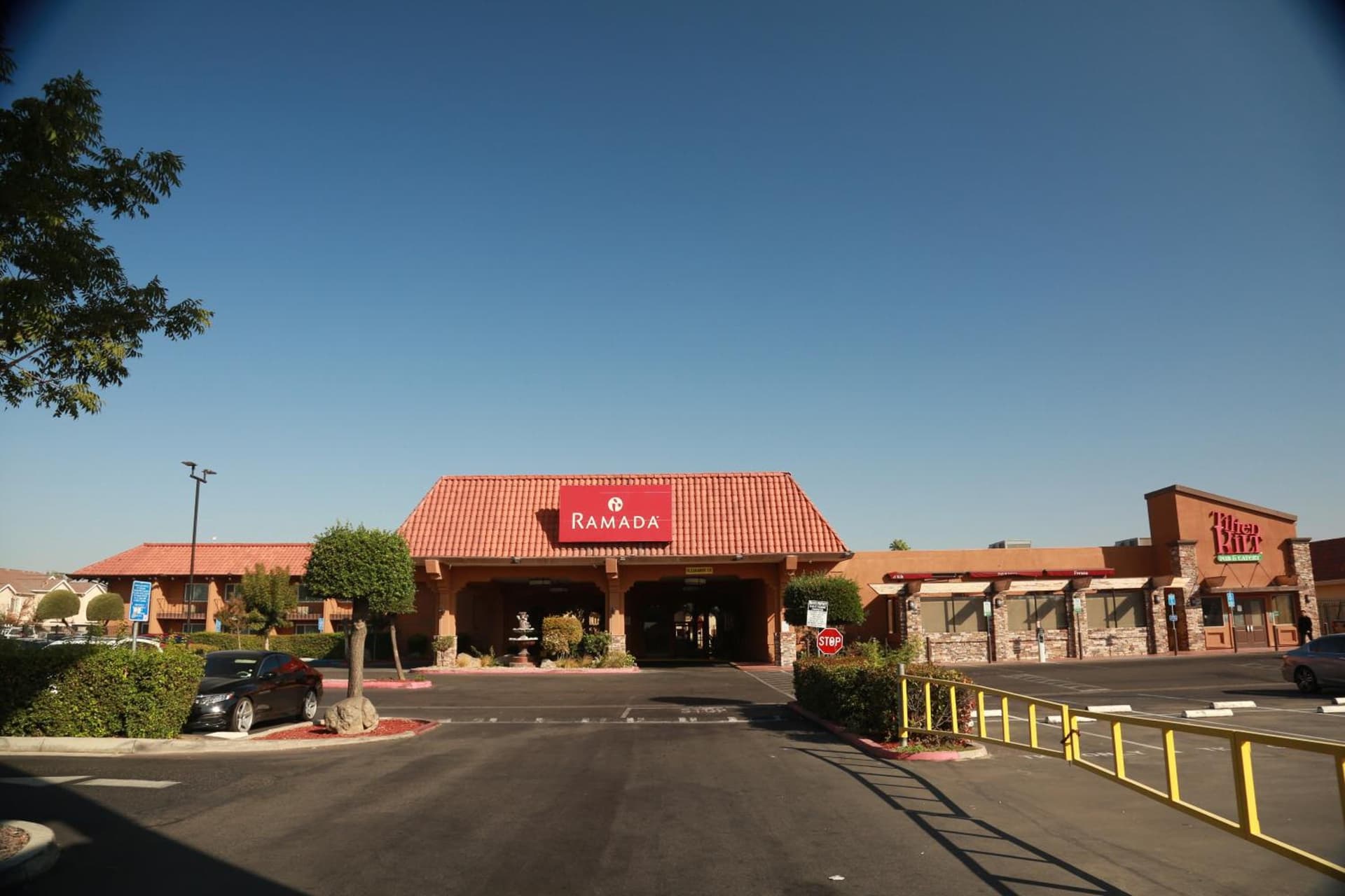 Ramada by Wyndham Fresno North gallery photo in Fresno, CA — image 54