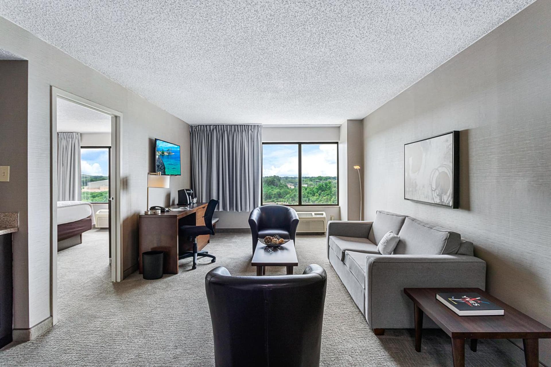 Harborside Hotel property views in Oxon Hill, MD — gallery photo 3