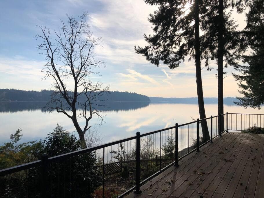 Beautiful Waterfront Retreat gallery photo in Olympia, WA — image 29