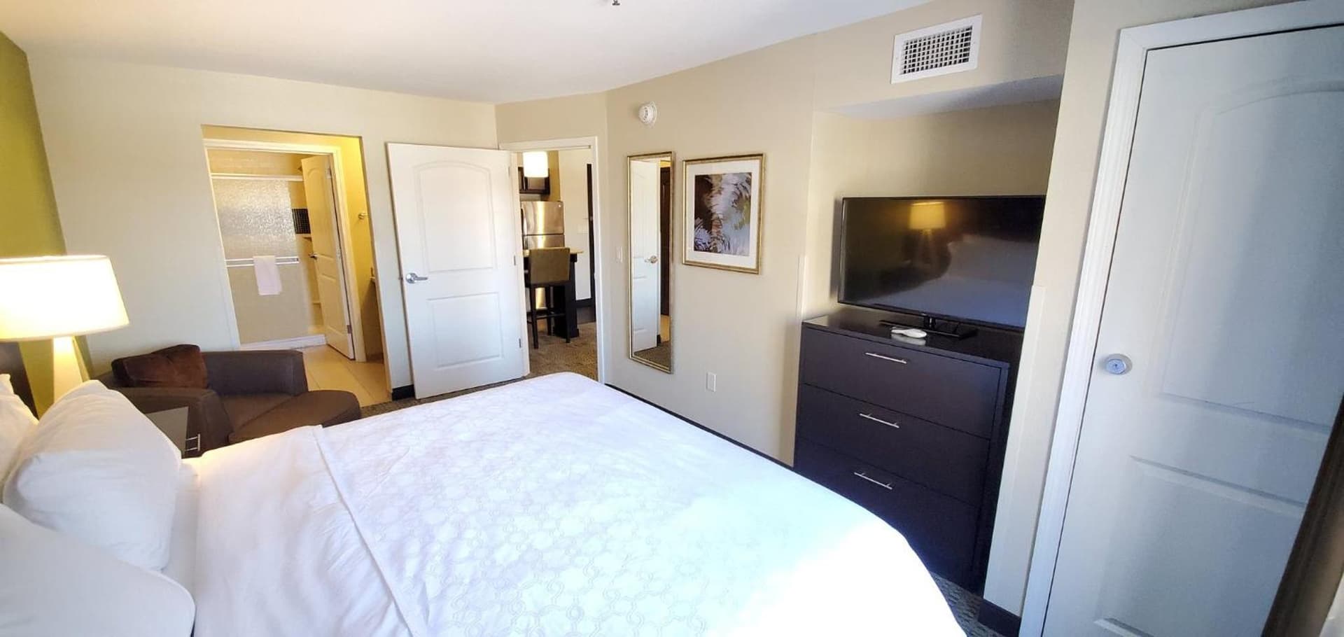 Staybridge Suites Eau Claire - Altoona by IHG gallery photo in Altoona, WI — image 24