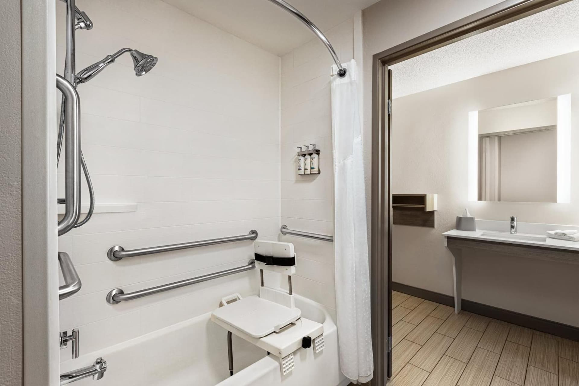 Holiday Inn Express - Bowling Green by IHG gallery photo in Bowling Green, KY — image 33