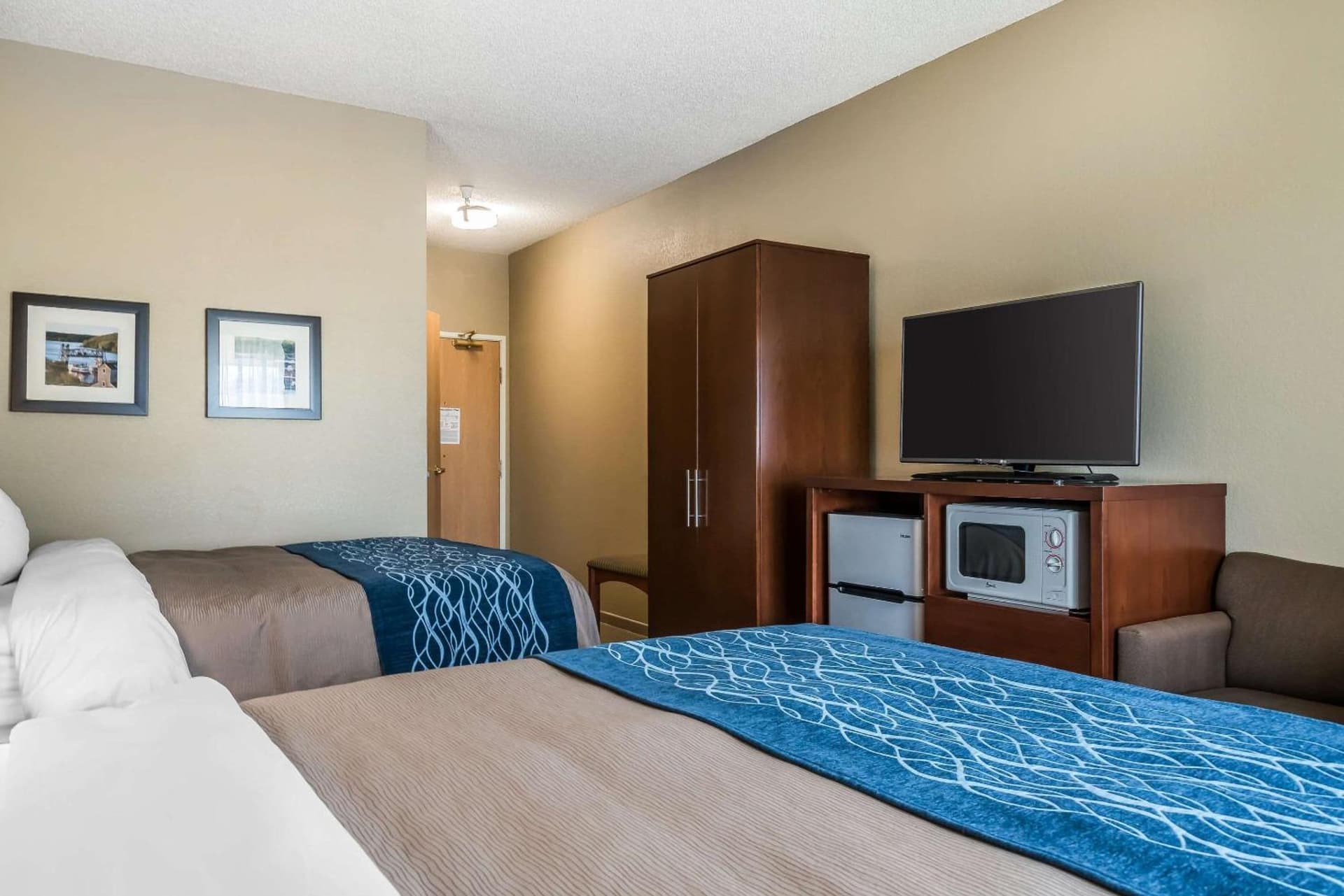Country Inn & Suites by Radisson, Stillwater, MN gallery photo in Stillwater, MN — image 43