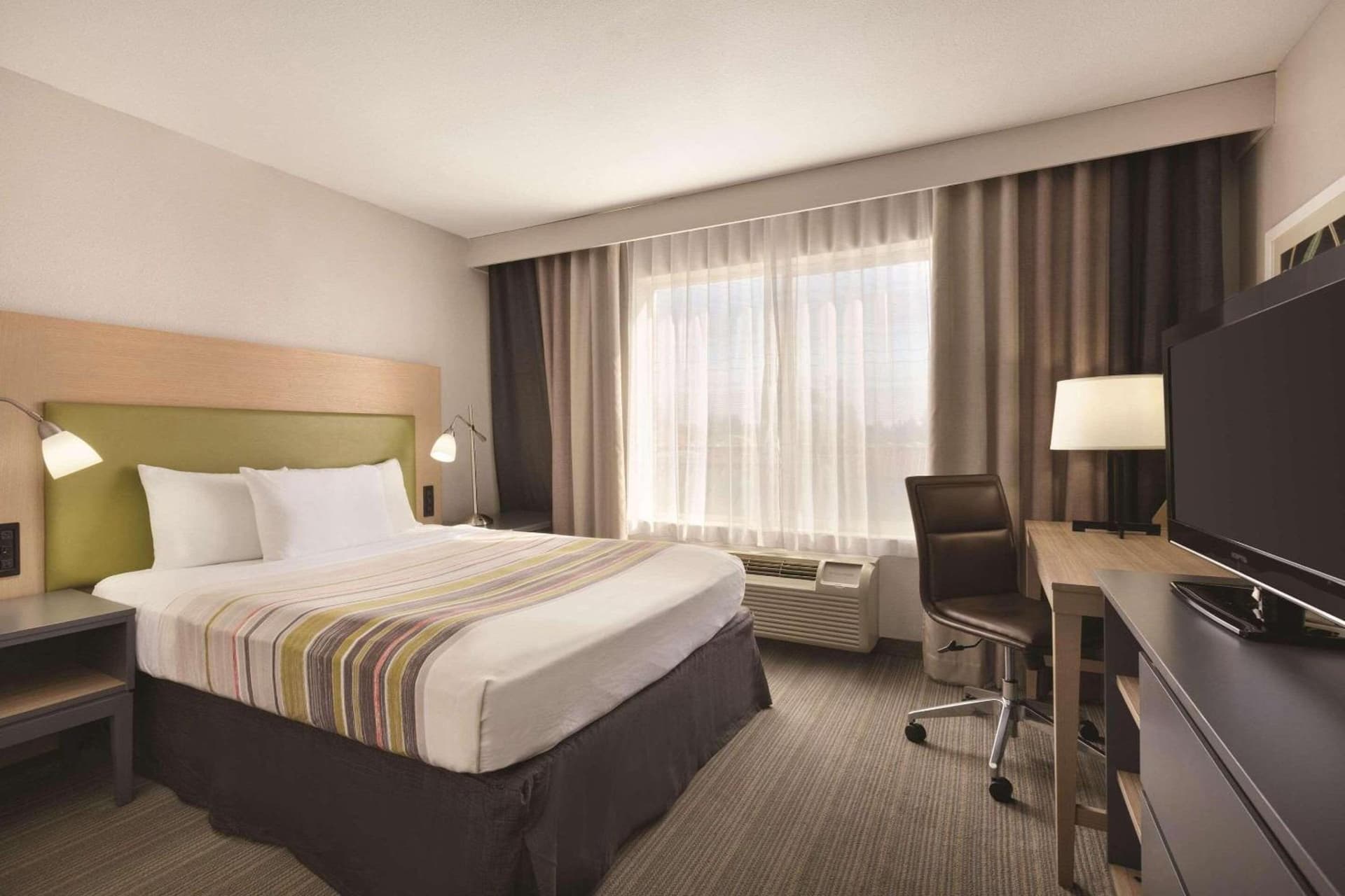 Country Inn & Suites by Radisson, Fresno North, CA gallery photo in Fresno, CA — image 25