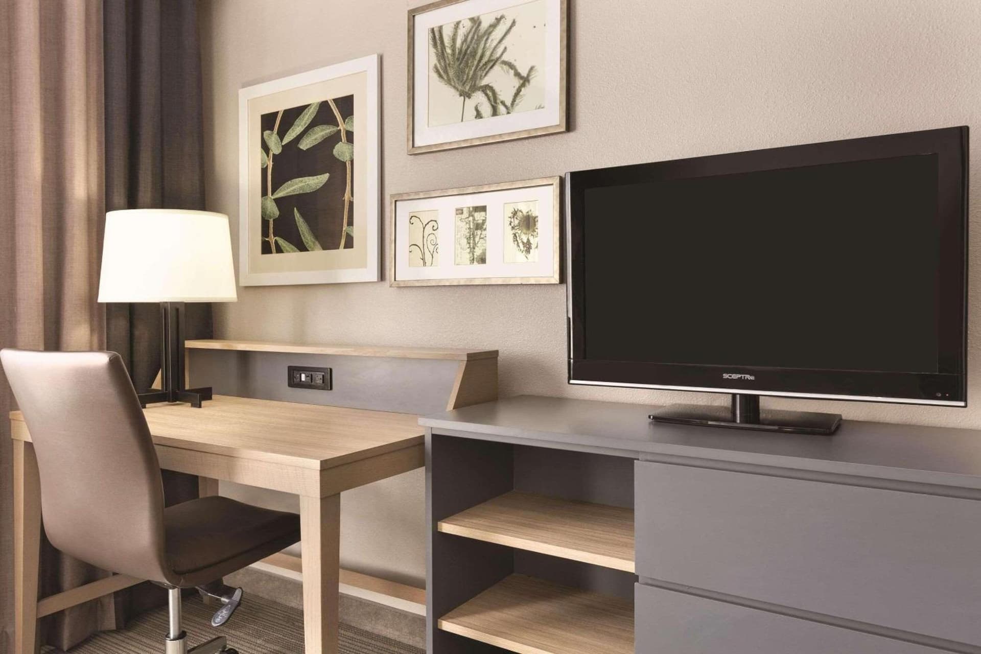 Country Inn & Suites by Radisson, Fresno North, CA gallery photo in Fresno, CA — image 16