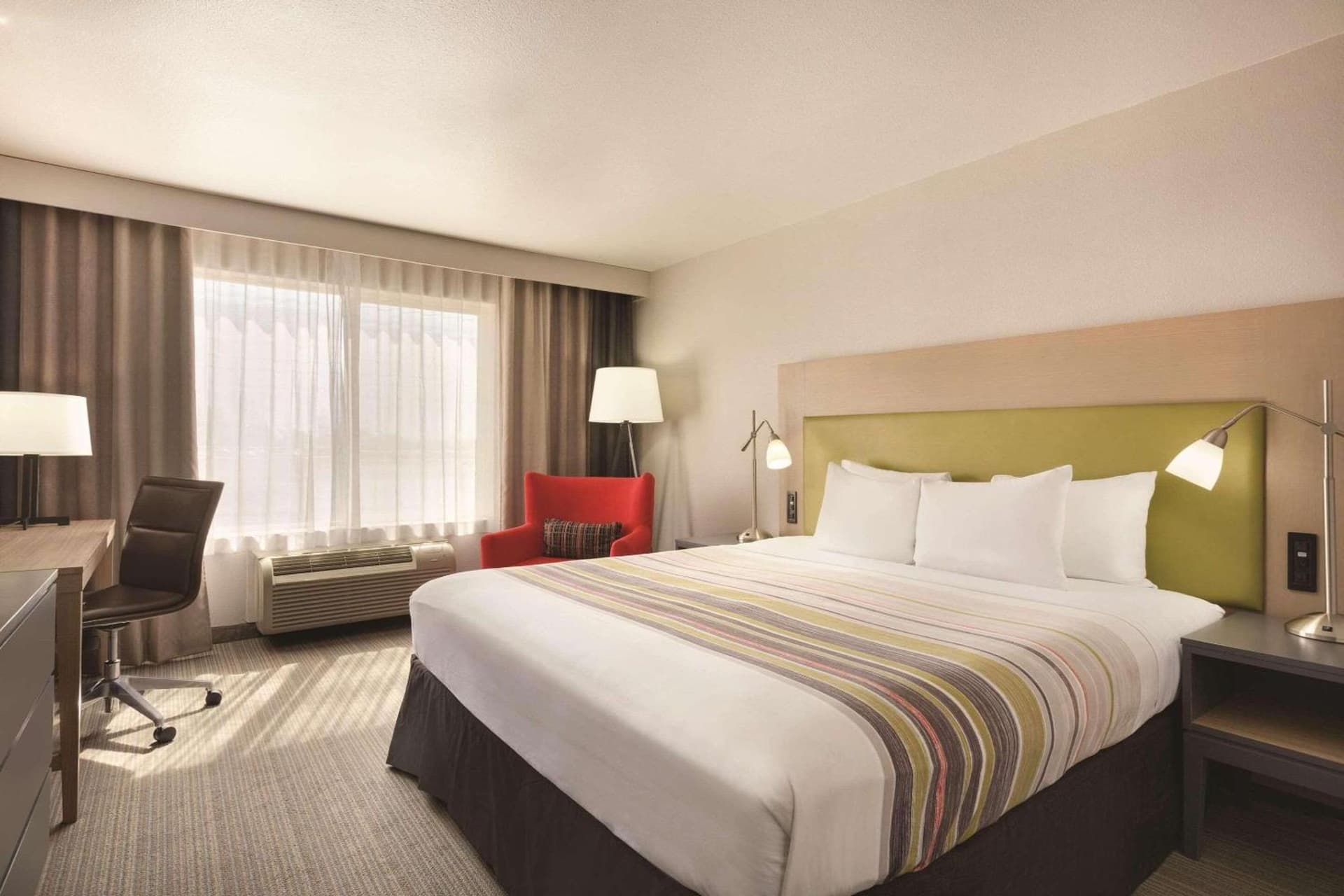 Country Inn & Suites by Radisson, Fresno North, CA interior in Fresno, CA — gallery photo 2