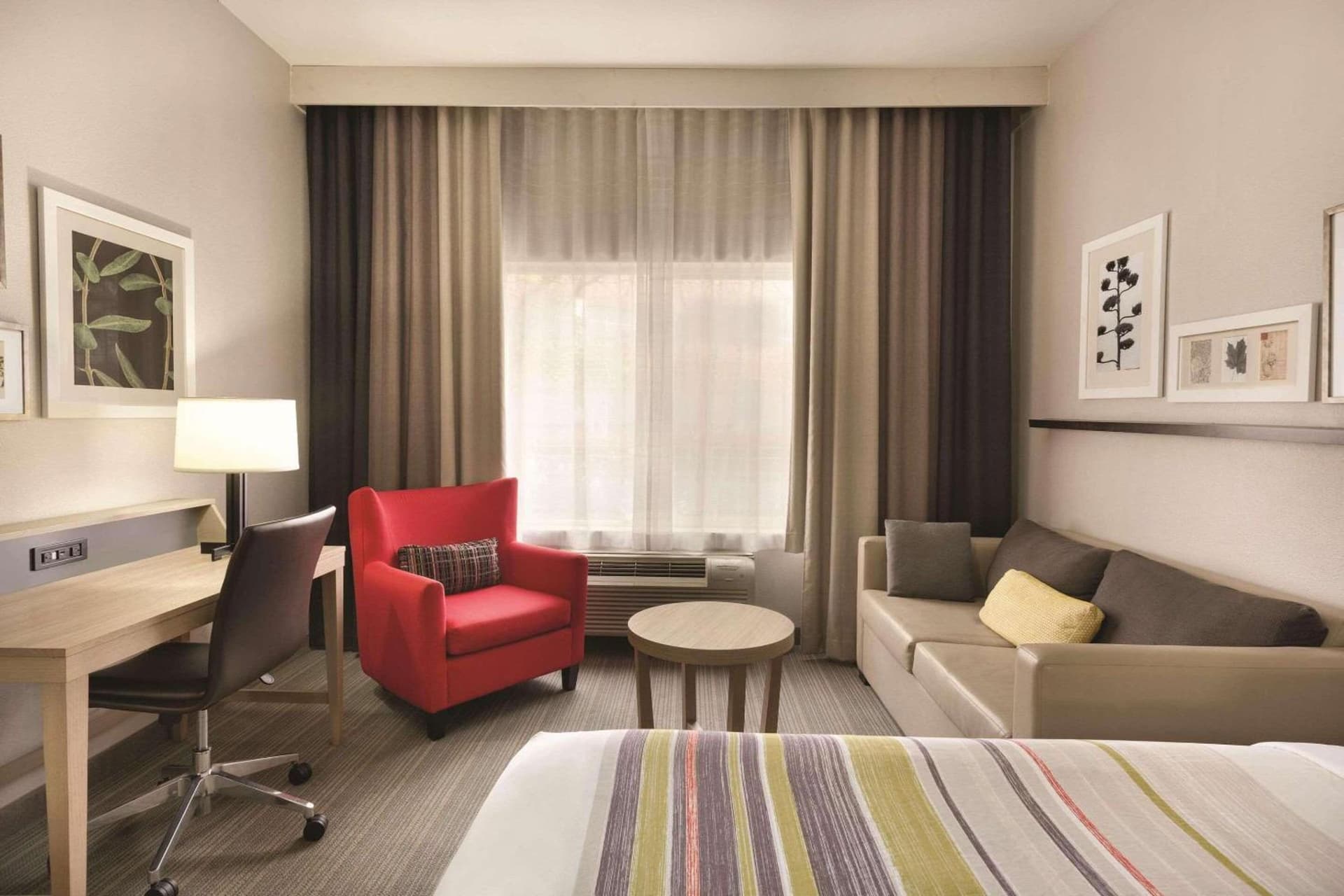 Country Inn & Suites by Radisson, Fresno North, CA gallery photo in Fresno, CA — image 17