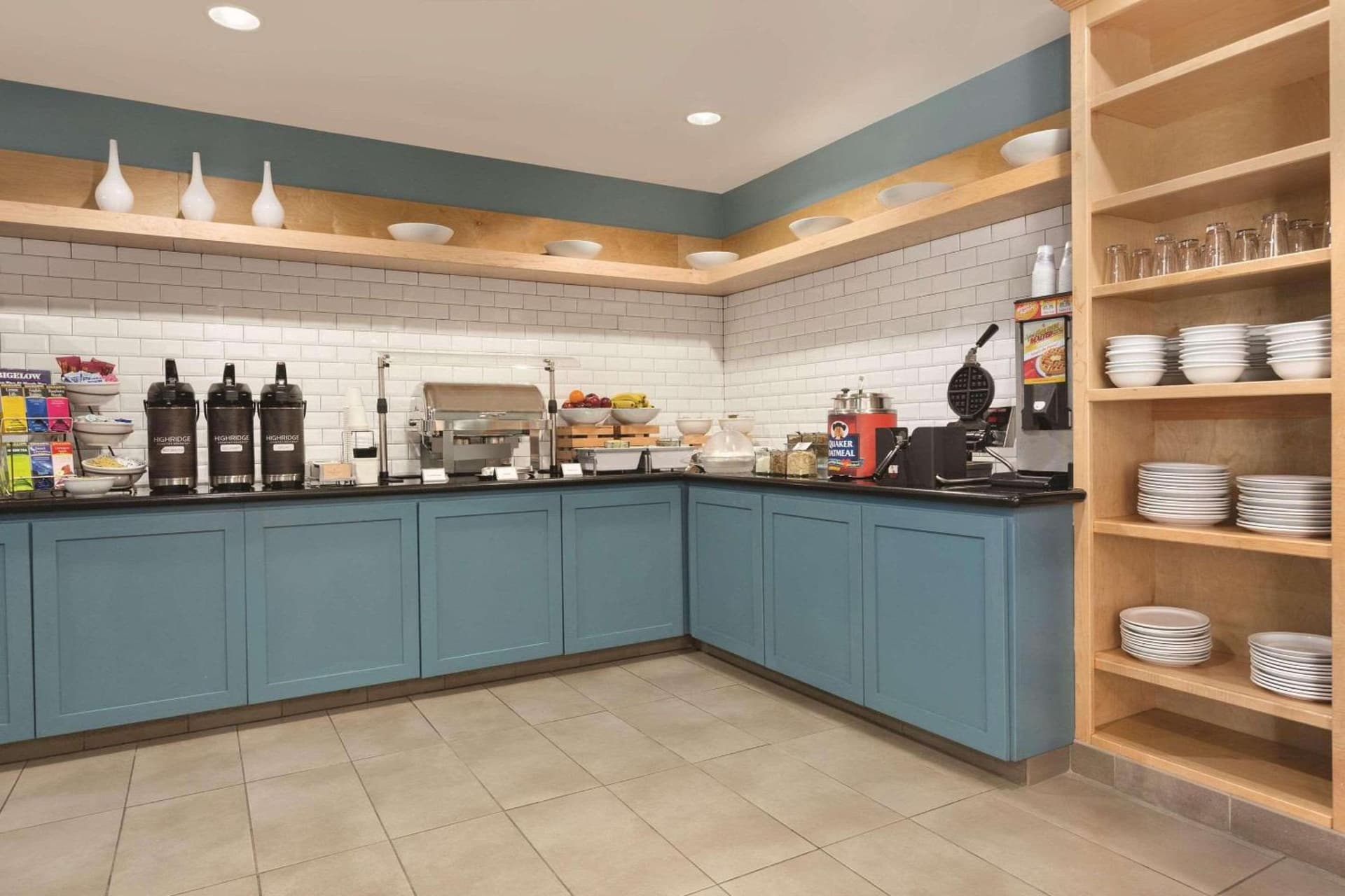 Country Inn & Suites by Radisson, Fresno North, CA gallery photo in Fresno, CA — image 9