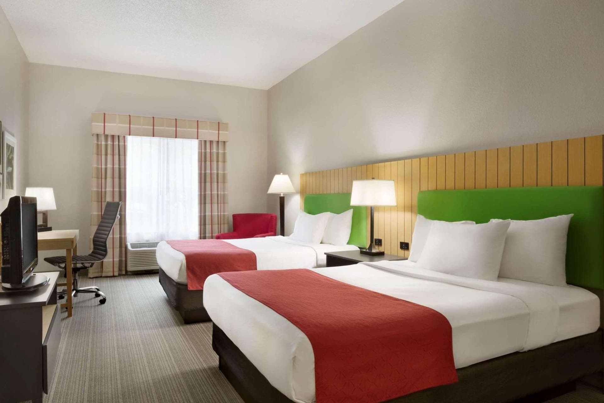 City Express by Marriott Louisville Southeast interior in Louisville, KY — gallery photo 2