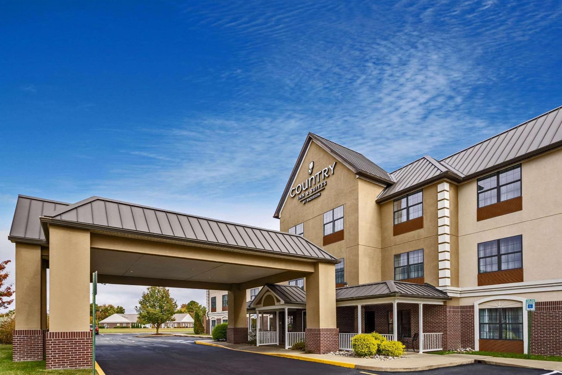 Country Inn & Suites by Radisson, Salisbury, MD featured exterior or lobby in Salisbury, MD — similar hotel