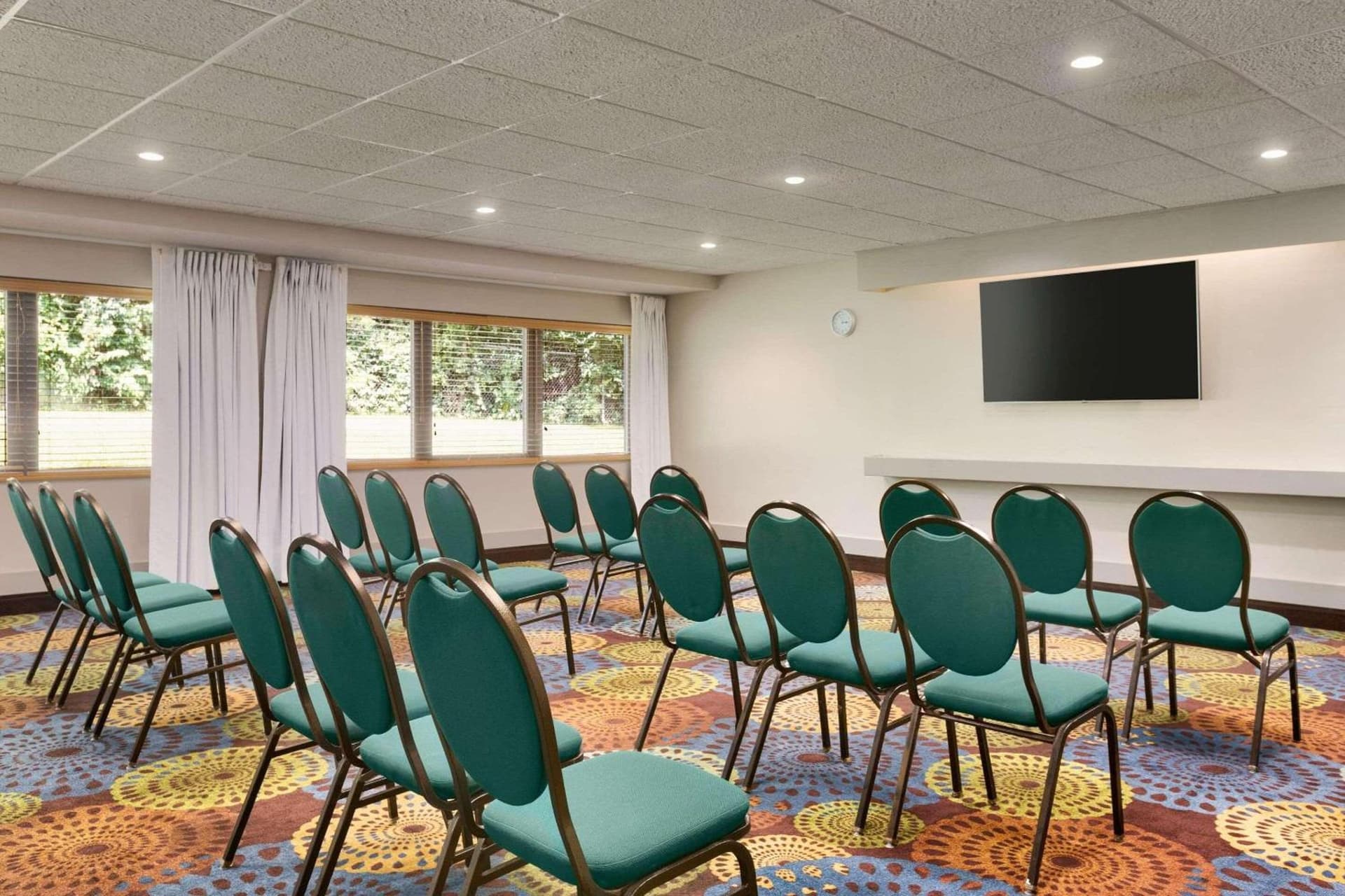 Country Inn & Suites by Radisson, Mishawaka, IN property views in South Bend, IN — gallery photo 3