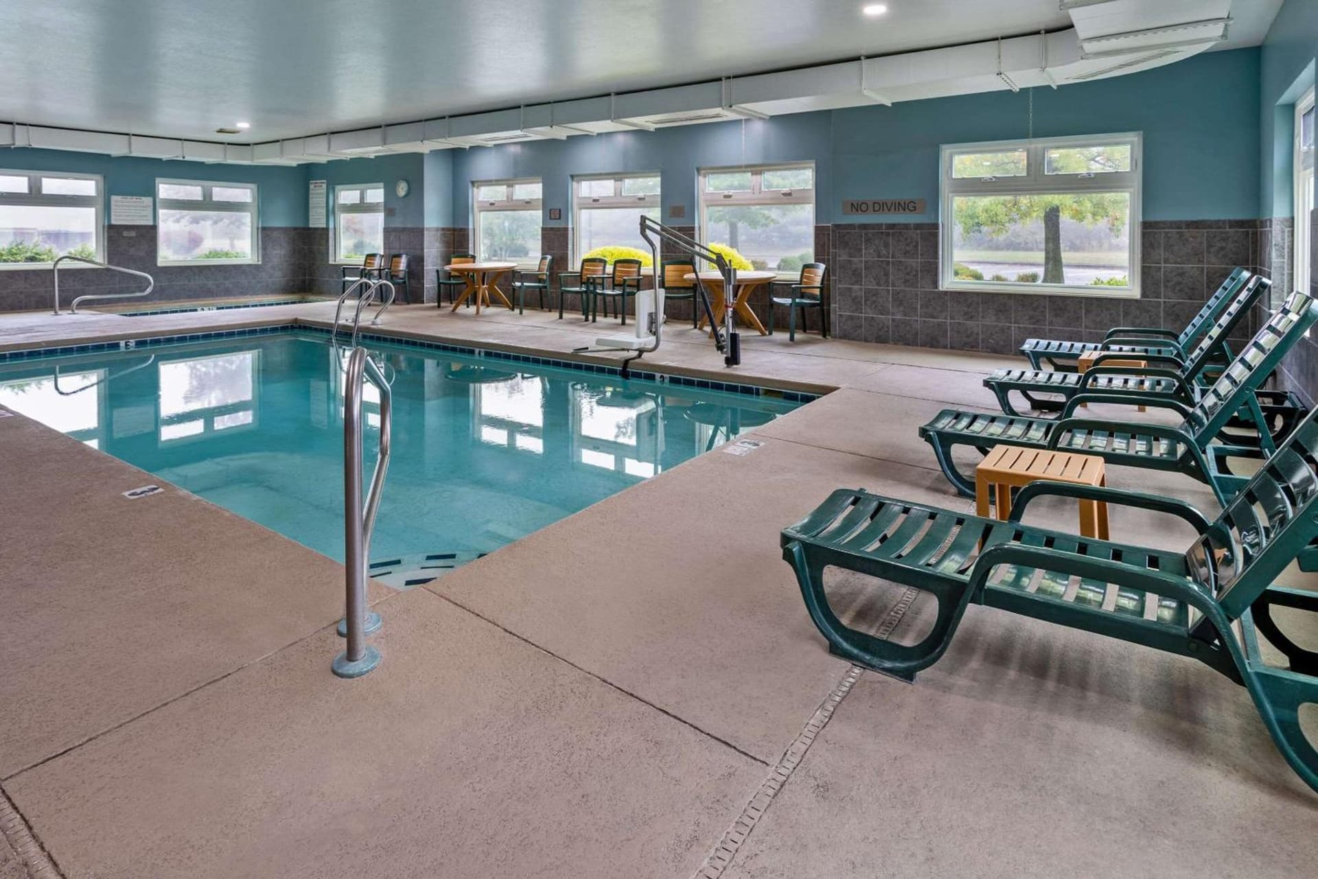 Country Inn & Suites by Radisson, Salisbury, MD property views in Salisbury, MD — gallery photo 3