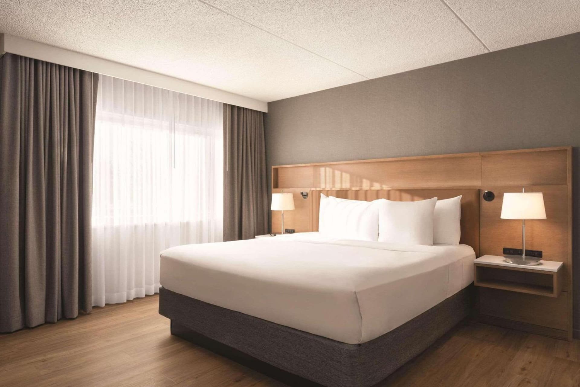 Oneida Casino Hotel gallery photo in Green Bay, WI — image 46