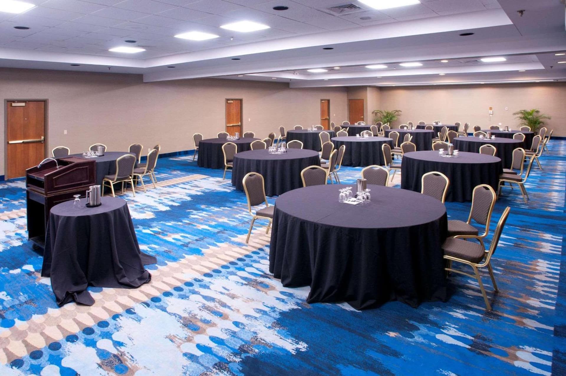 Oneida Casino Hotel gallery photo in Green Bay, WI — image 6