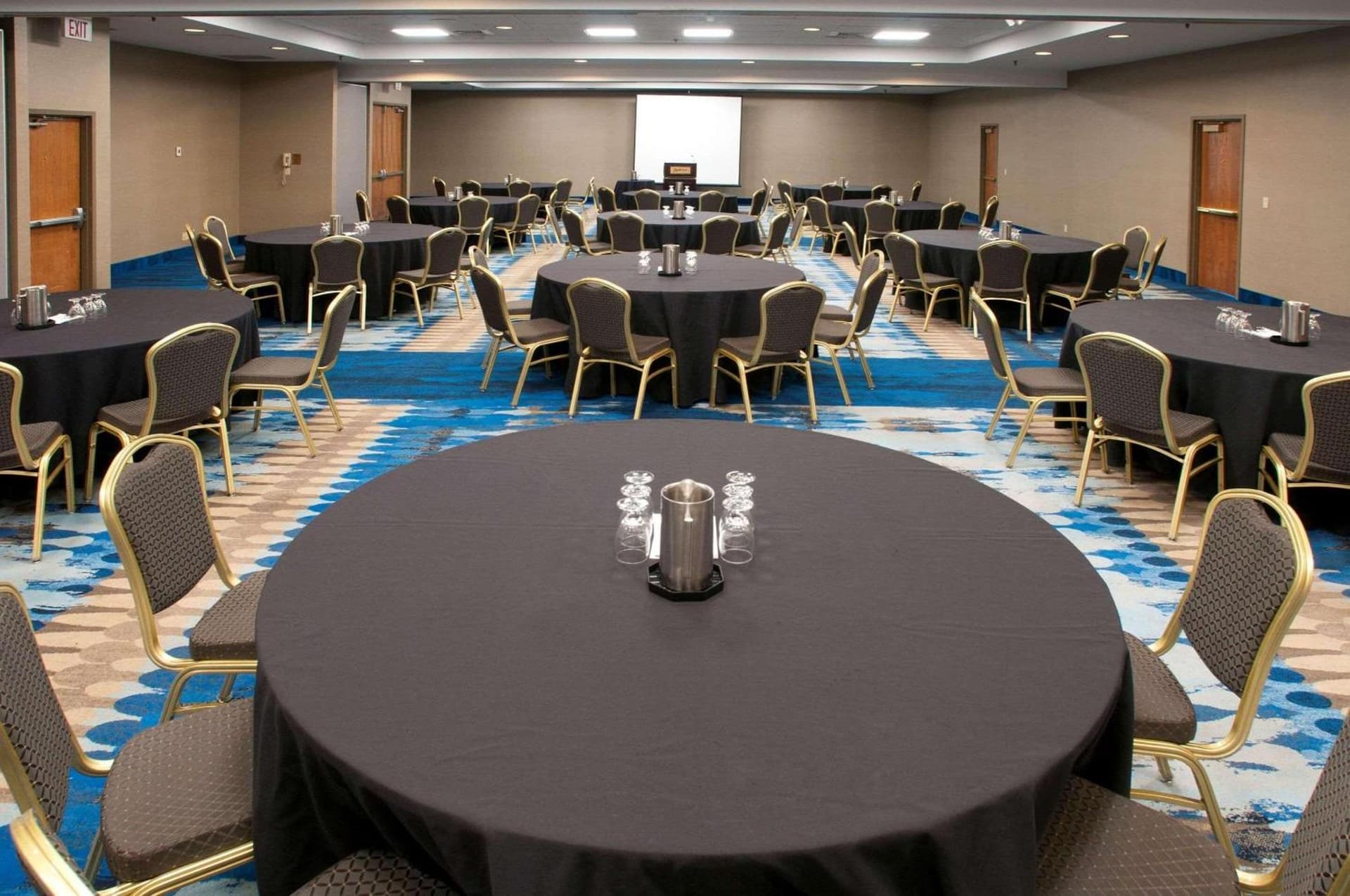 Oneida Casino Hotel gallery photo in Green Bay, WI — image 31