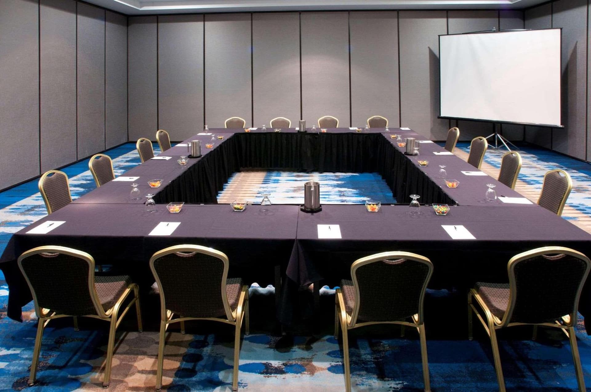 Oneida Casino Hotel gallery photo in Green Bay, WI — image 15