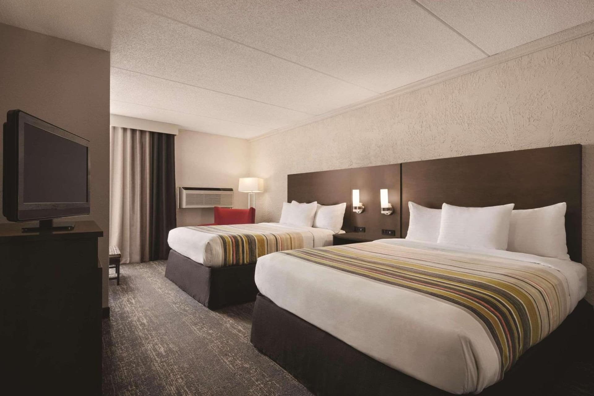Country Inn & Suites by Radisson, Mt Pleasant-Racine West, WI gallery photo in Sturtevant, WI — image 92
