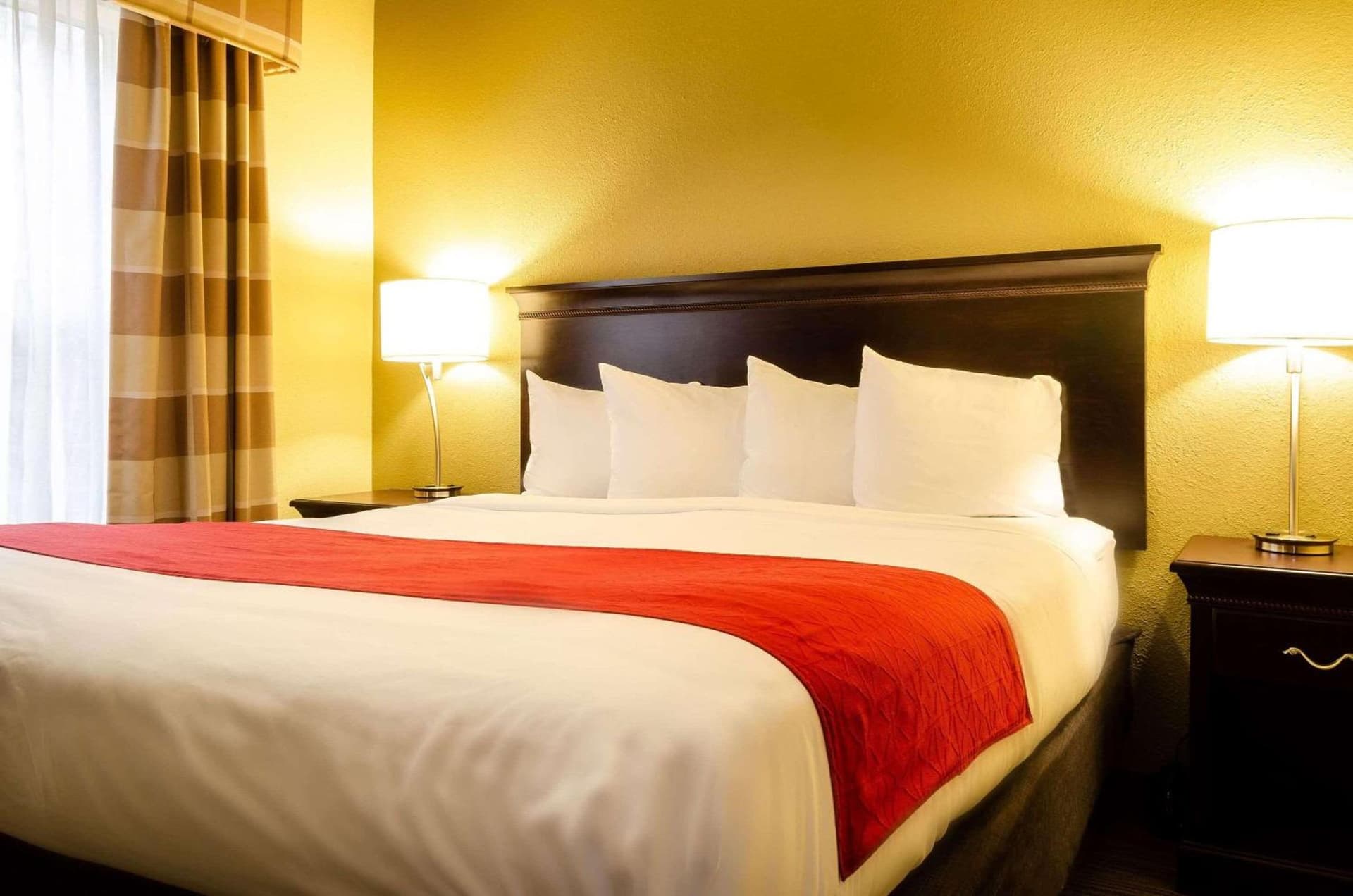Country Inn & Suites by Radisson, Tuscaloosa, AL gallery photo in Tuscaloosa, AL — image 15
