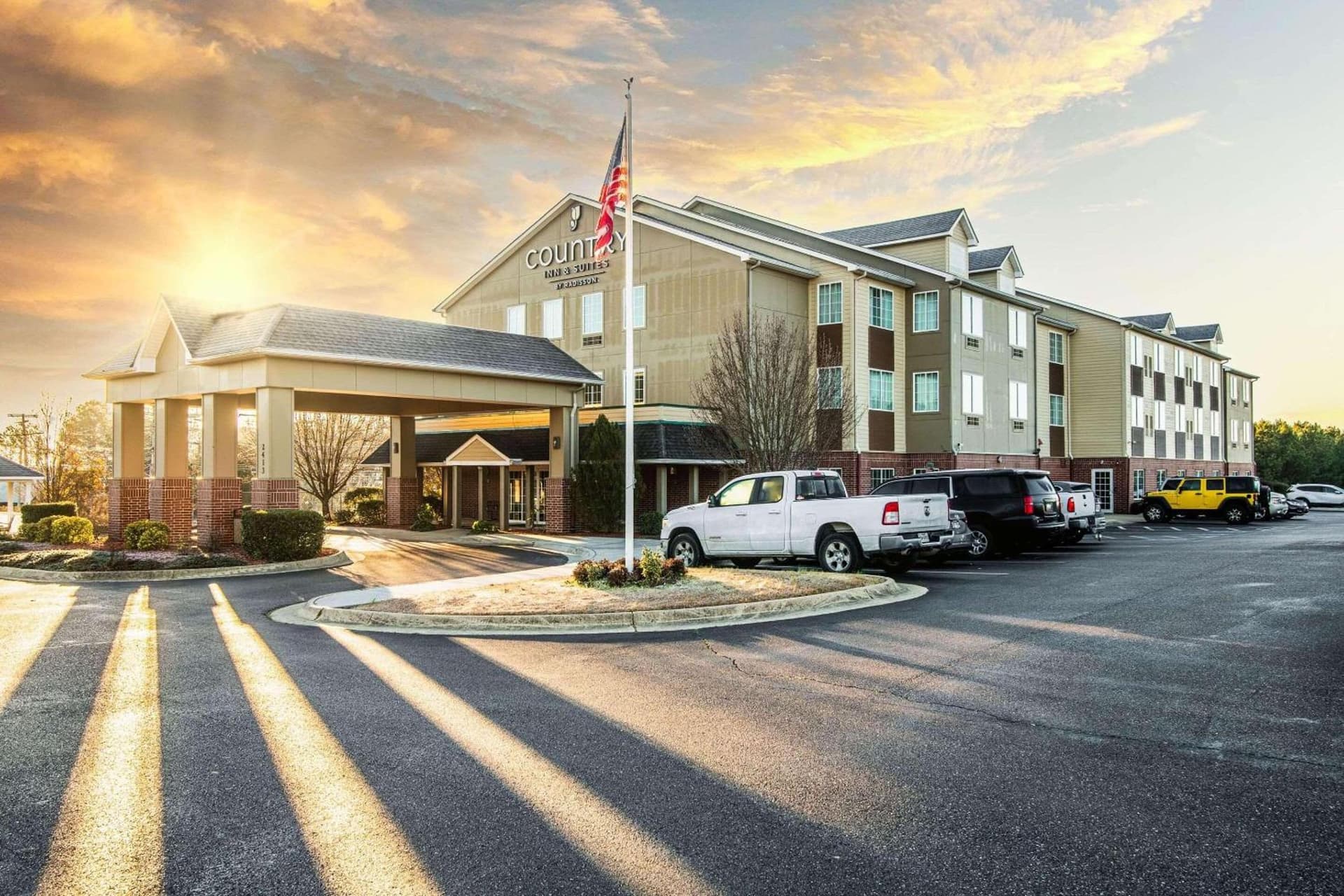 Country Inn & Suites by Radisson, El Dorado, AR featured exterior or lobby in El Dorado, AR — similar hotel